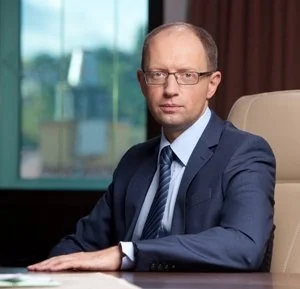 Arseniy Yatsenyuk: "We need to stop this mess!"