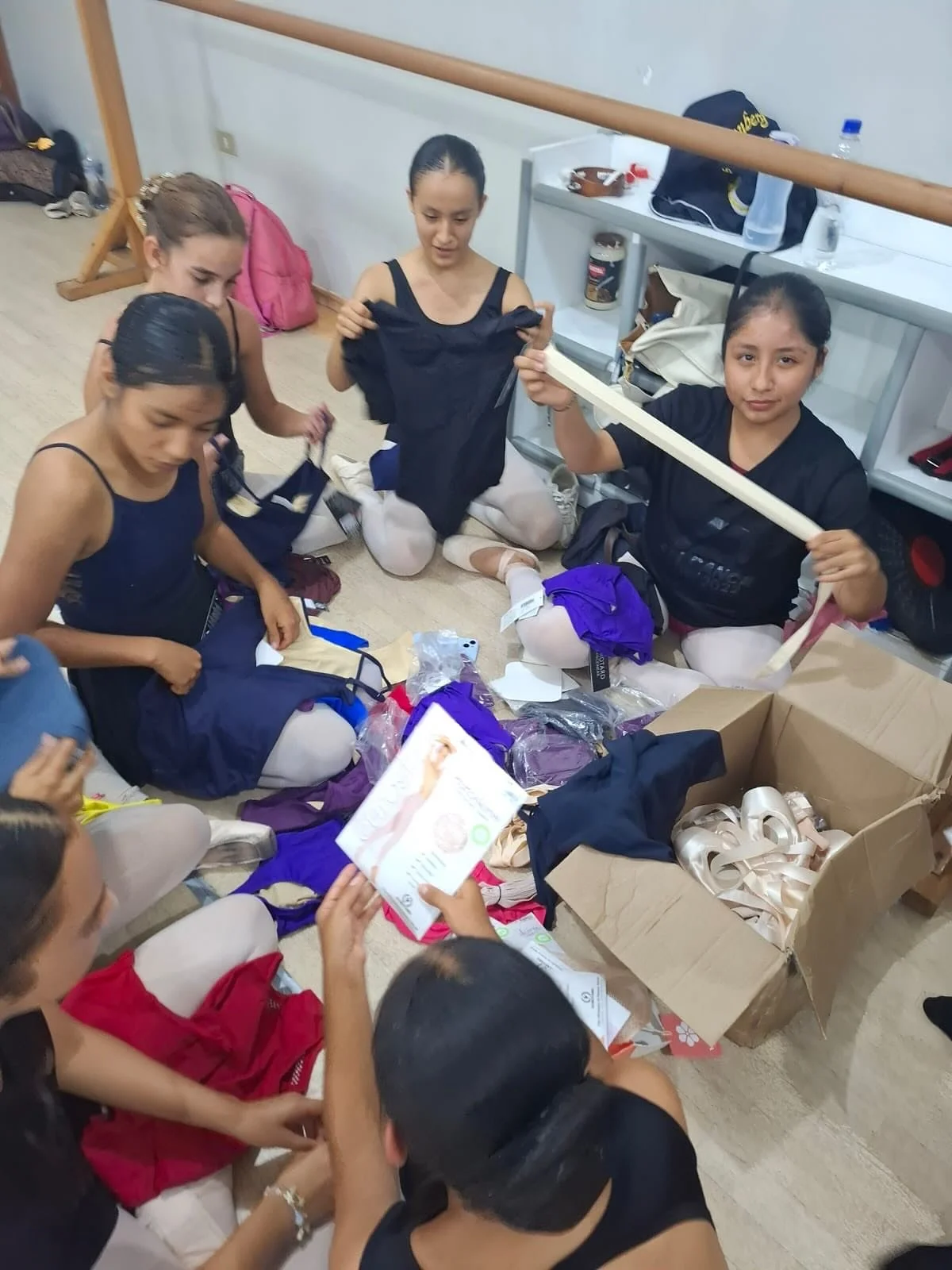 These dancers in Peru didn&rsquo;t have pointe shoes for their May contest&hellip; and now they have pointe shoes and more!

Their teacher, Maricarmen, promised photos of their happy faces and she definitely delivered. 🩷

Feeling so happy to see the