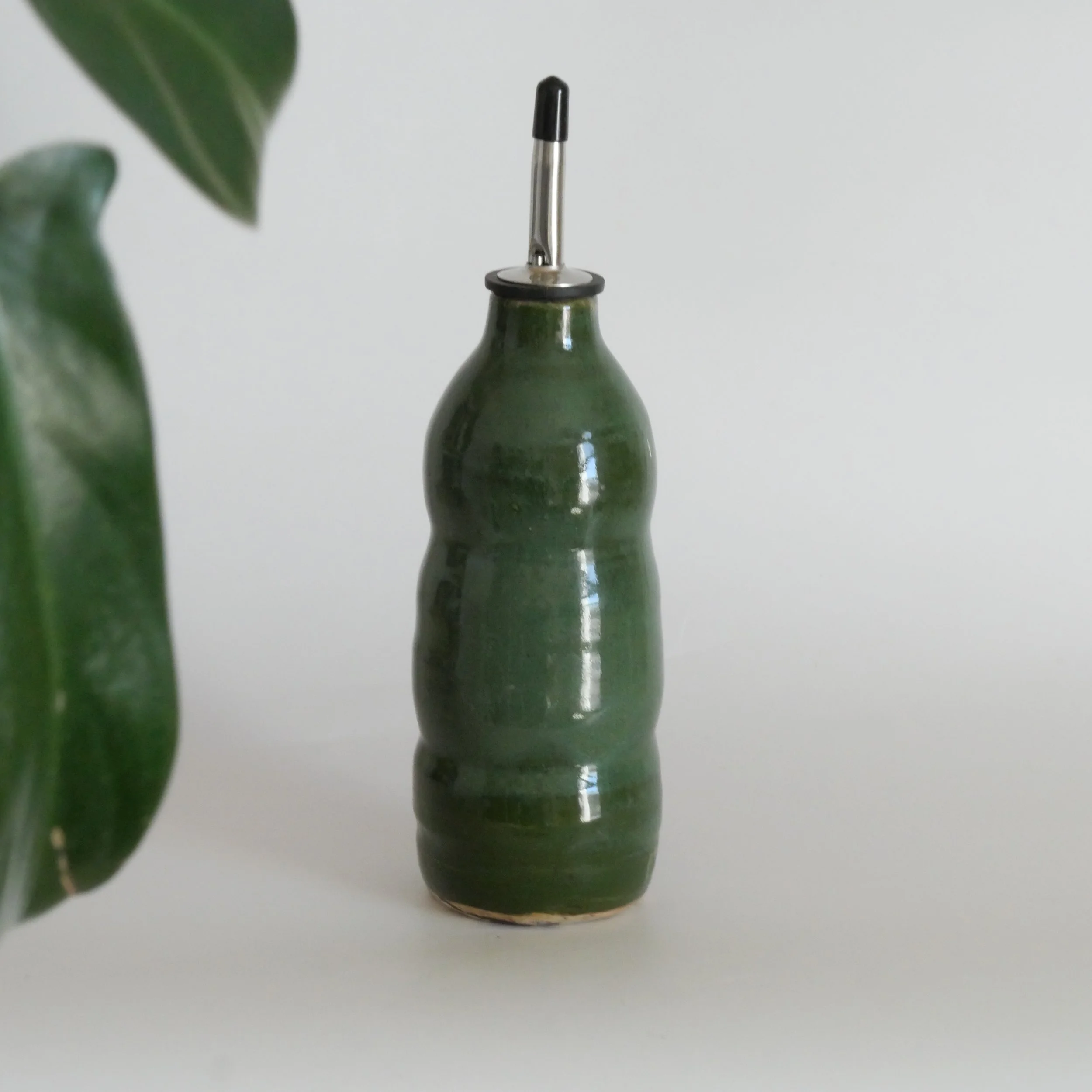 Emerald Bubble Pour Bottle