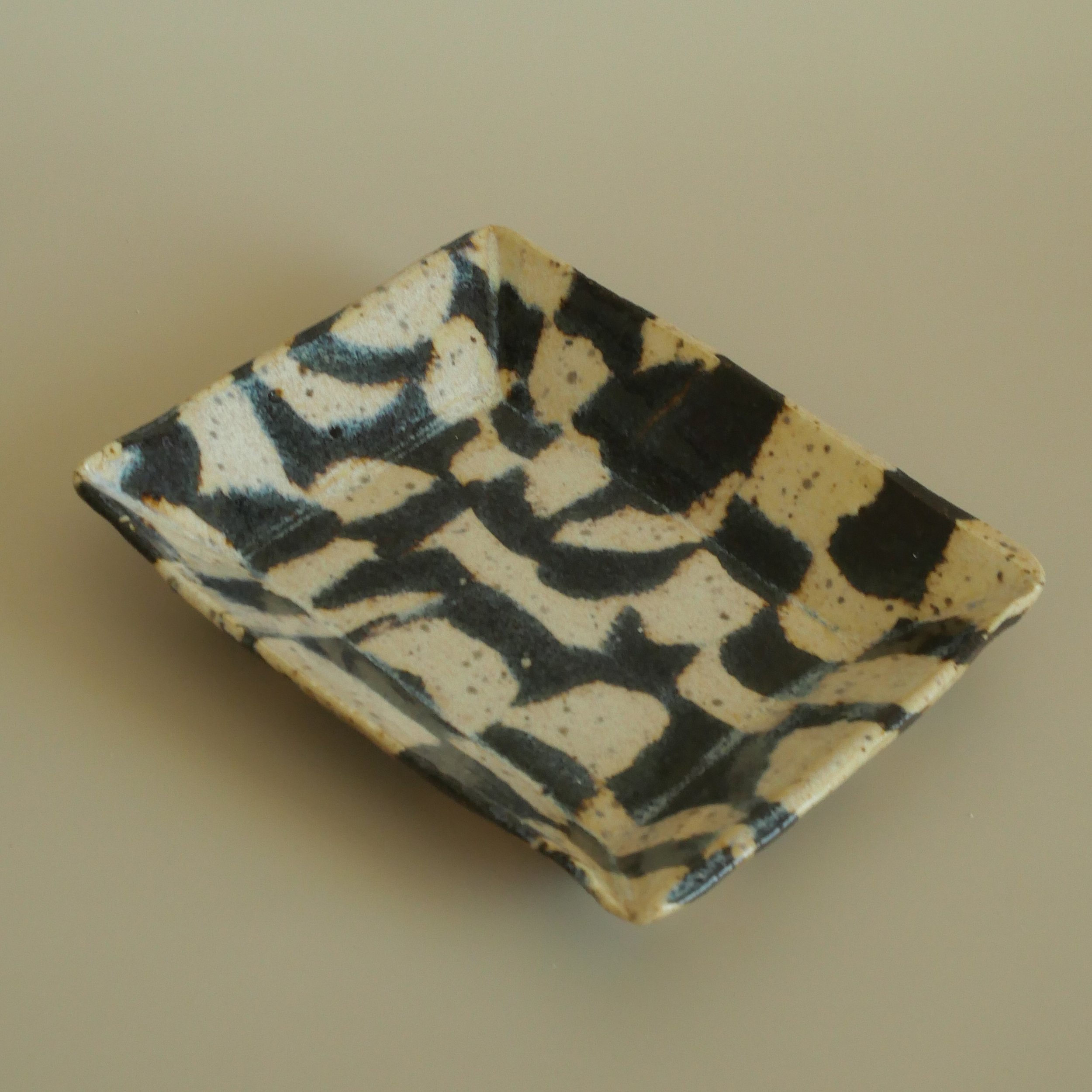 AstrCeramics_ToTheMoon&Back_1x1-3.jpg