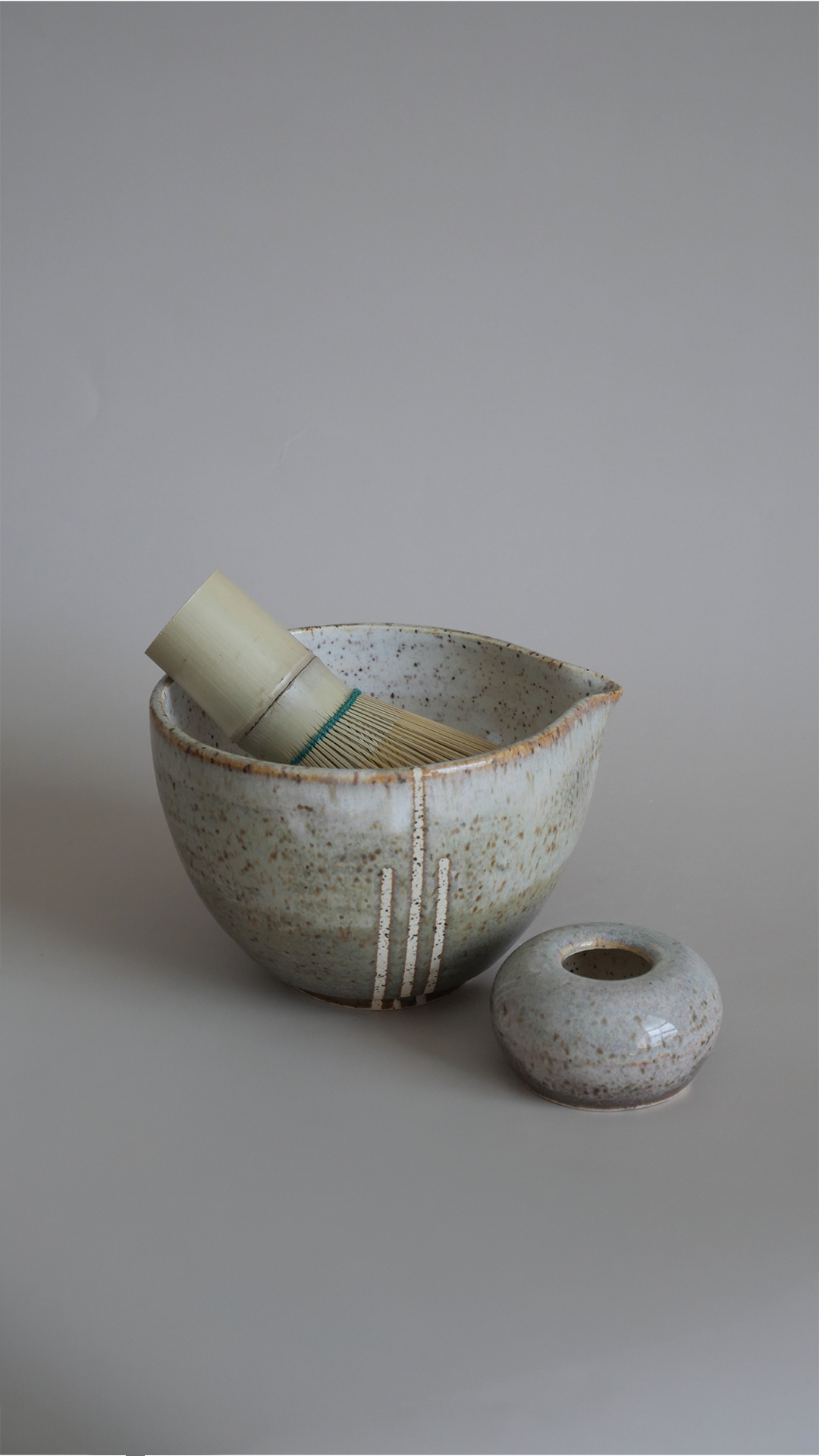 AstrCeramics_TimelessCollectionEdits_MatchaBowlLines.png