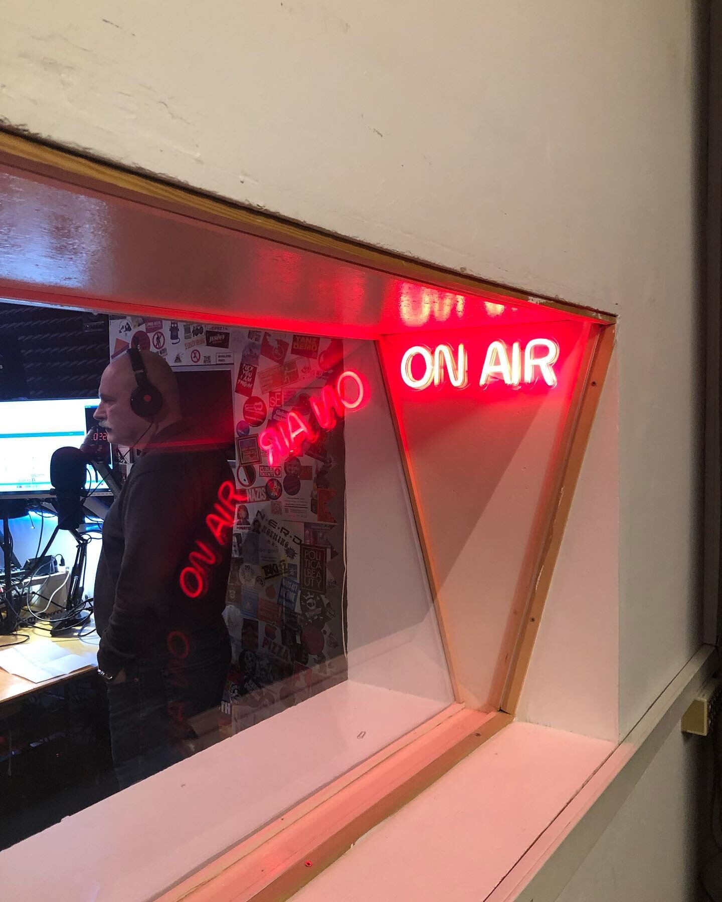 FIO jetzt im Radio mit Song ganz frisch ausm Studio. In wenigen Minuten. Also gerne einschalten unter:

http://ice.rosebud-media.de:8000/88vier