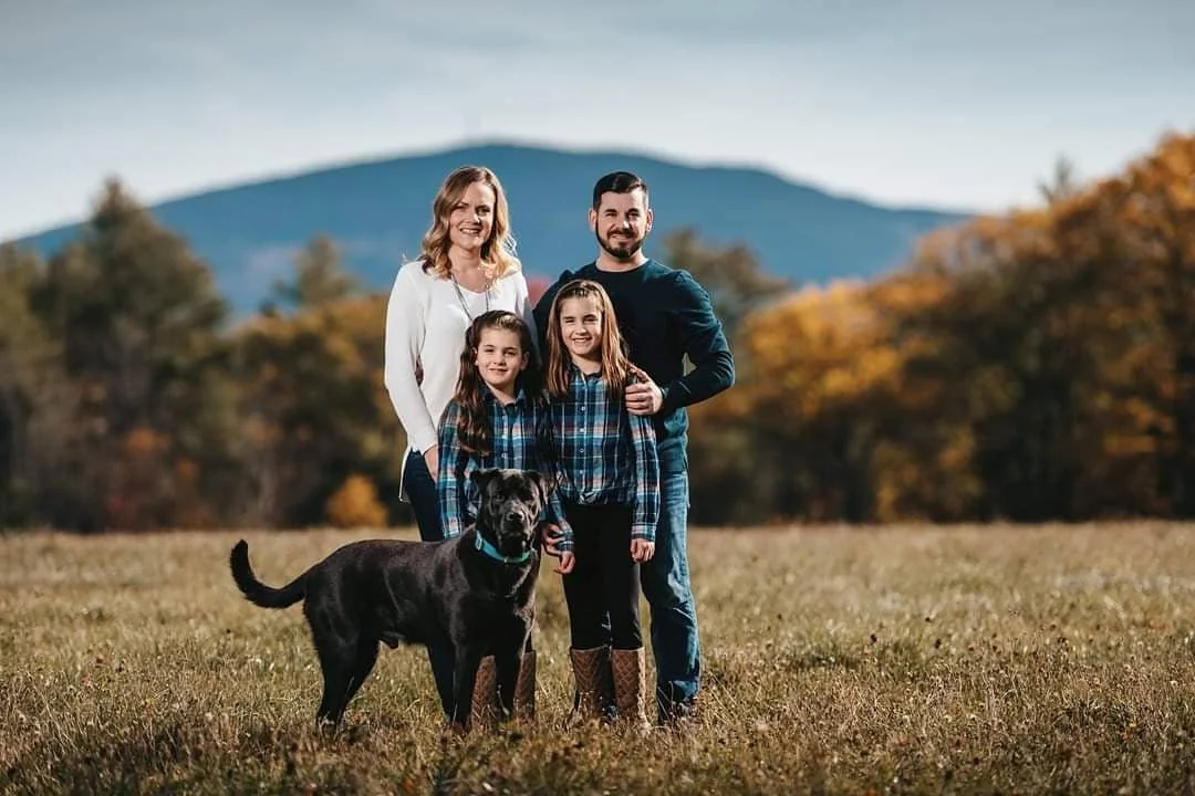 We took advantage of a beautiful New England fall day for this family session.

Still one of my favorite autumn sessions.

#nhfamilyphotographer #nhphotographer #autumnvibes #fallfamily #newenglandfall