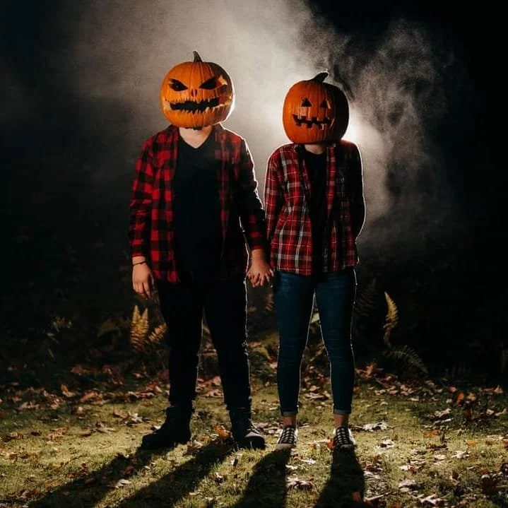 Ended the spooky season with a pumpkin head portrait session.

#halloween #pumpkinhead #portraitphotographer #spookyseason