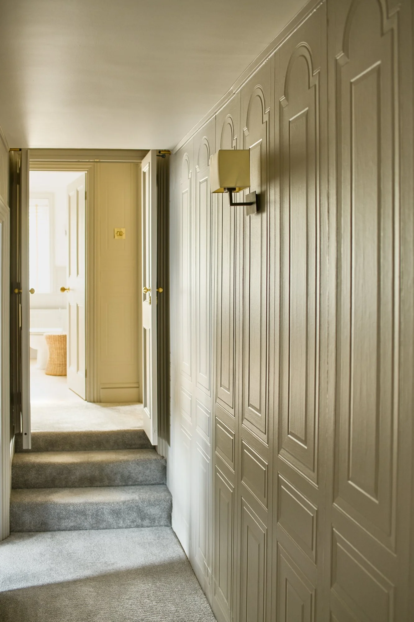 HARTLEY_HOUSE_HALLWAY_2_004.jpg