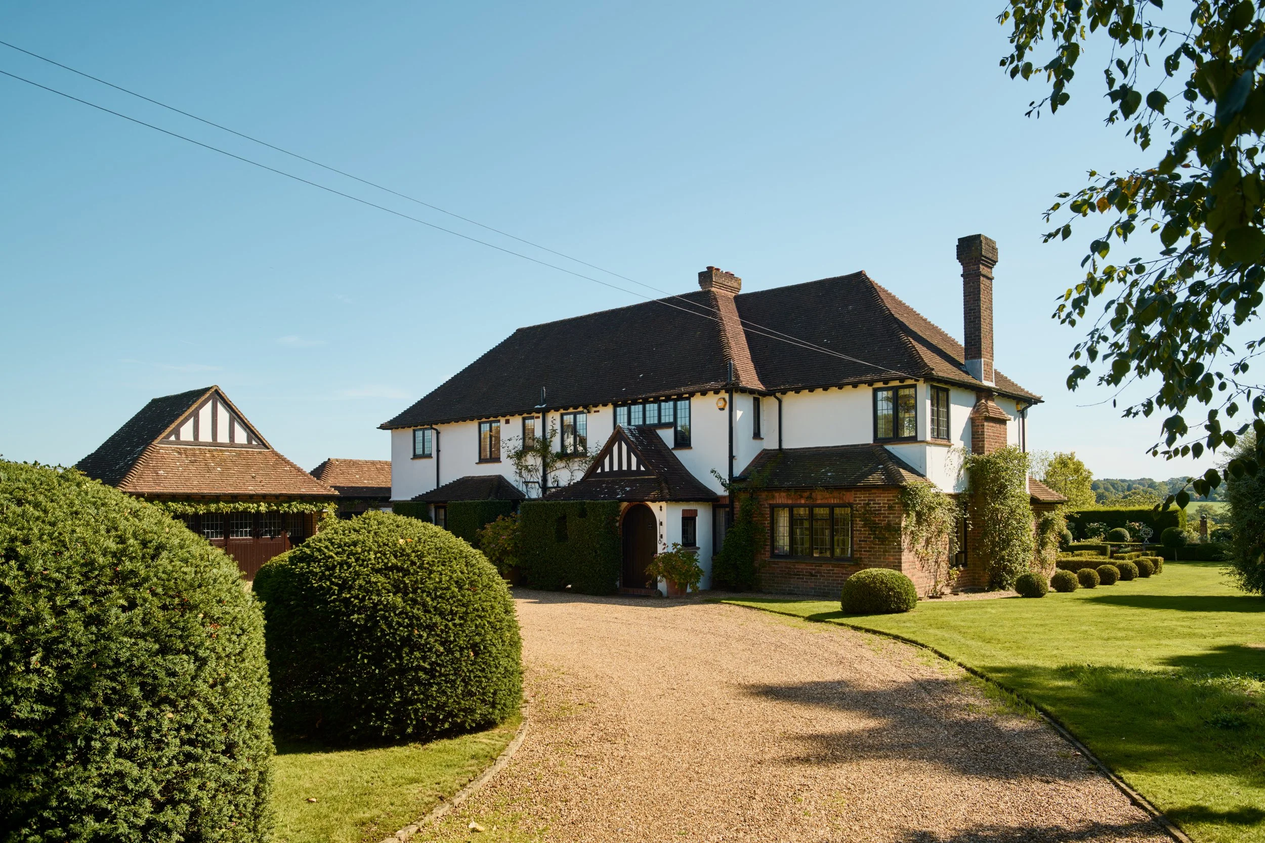 LATCHMORE_EXTERNALS_008.jpg