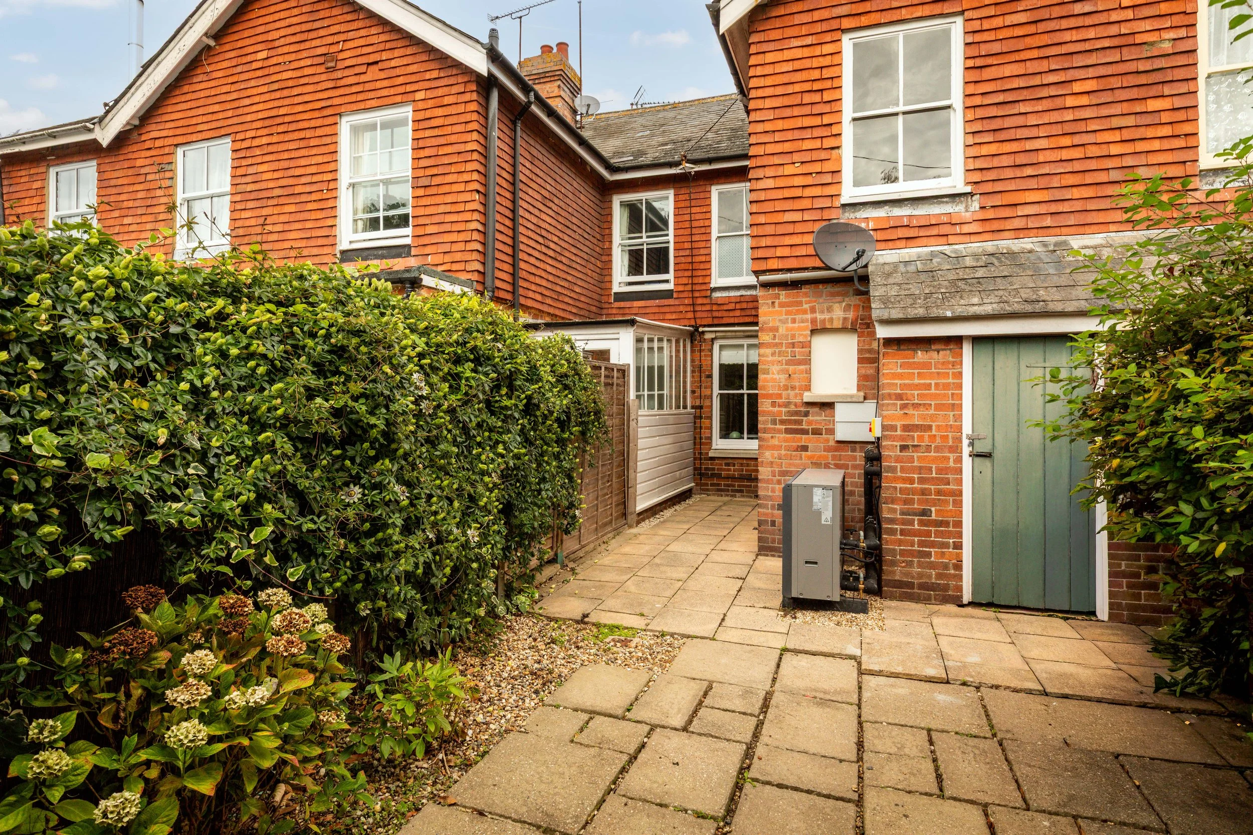Surrenden Cottages-31.jpg