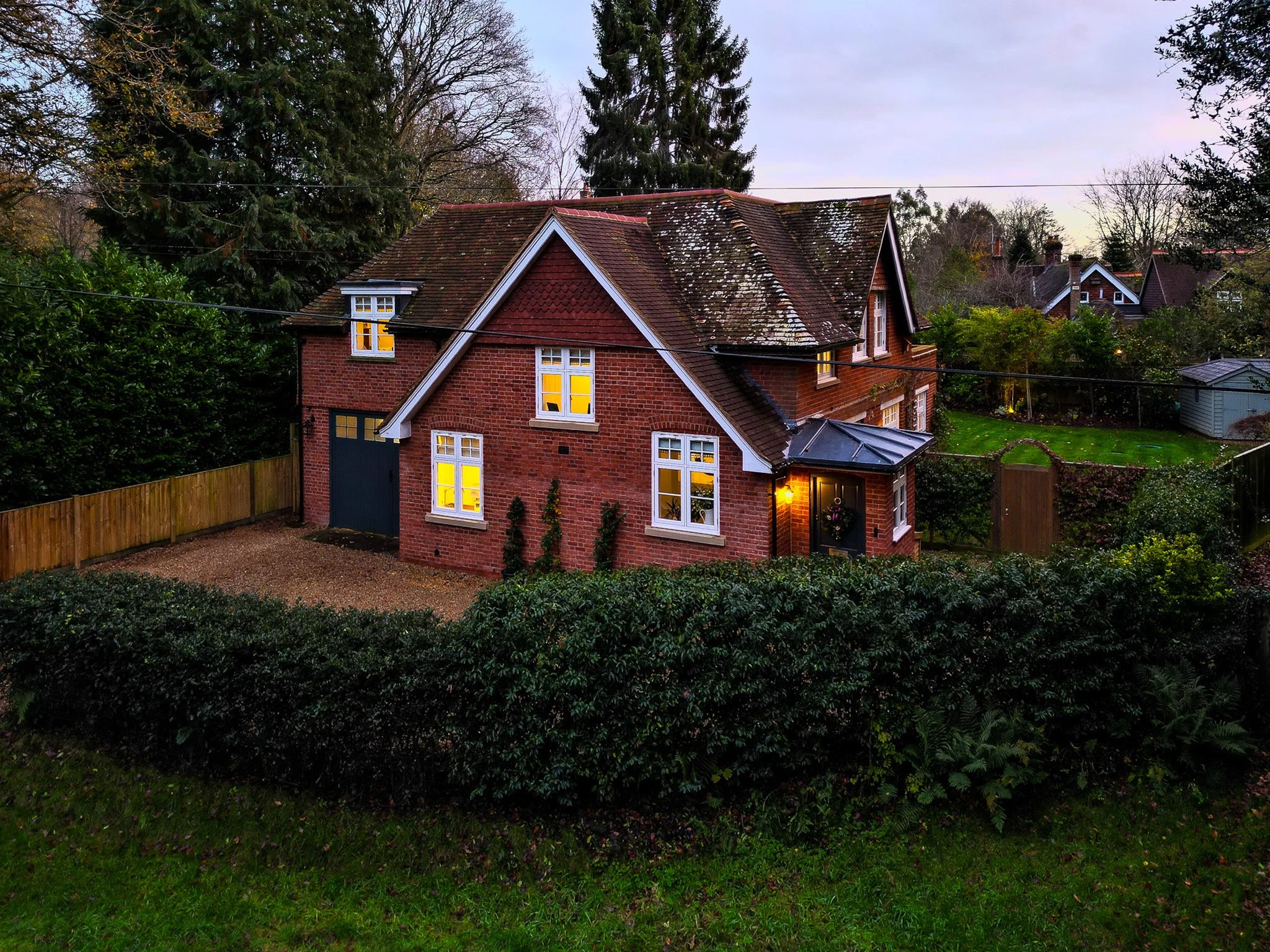 Limpsfield Chart | £1.375m