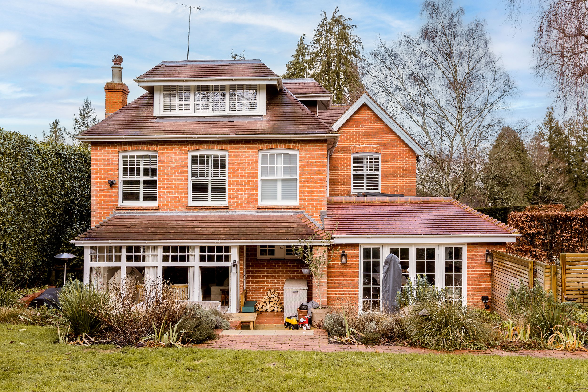 Oxted | £1.95m