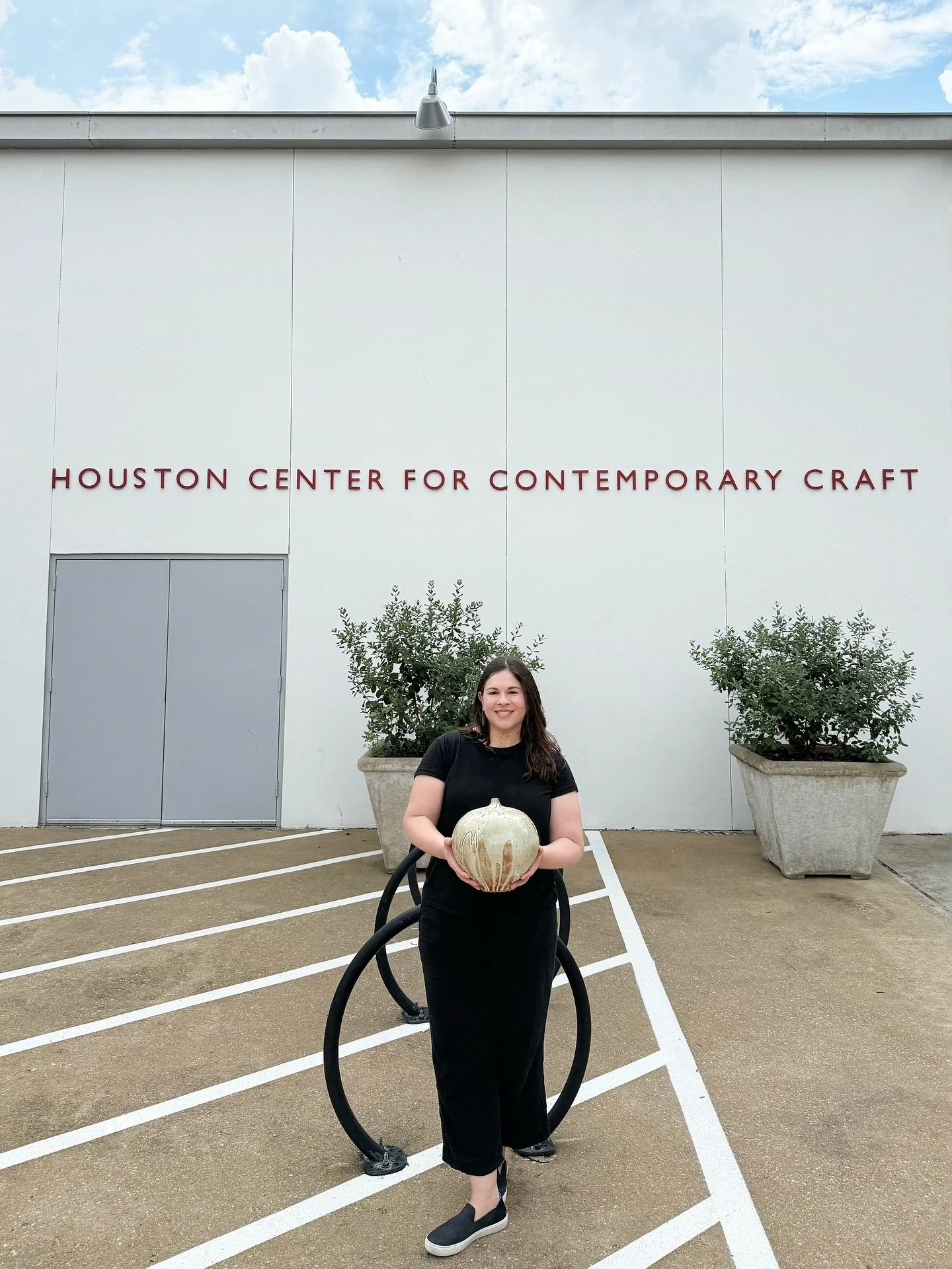 So honored to have my shino vessel included in the upcoming CraftTexas exhibit at @crafthouston 🤍

The exhibit features work from 49 Texas artists and runs from September 6 &ndash; January 31, 2026.

#CraftTexas2025 #HoustonCenterforContemporaryCraf