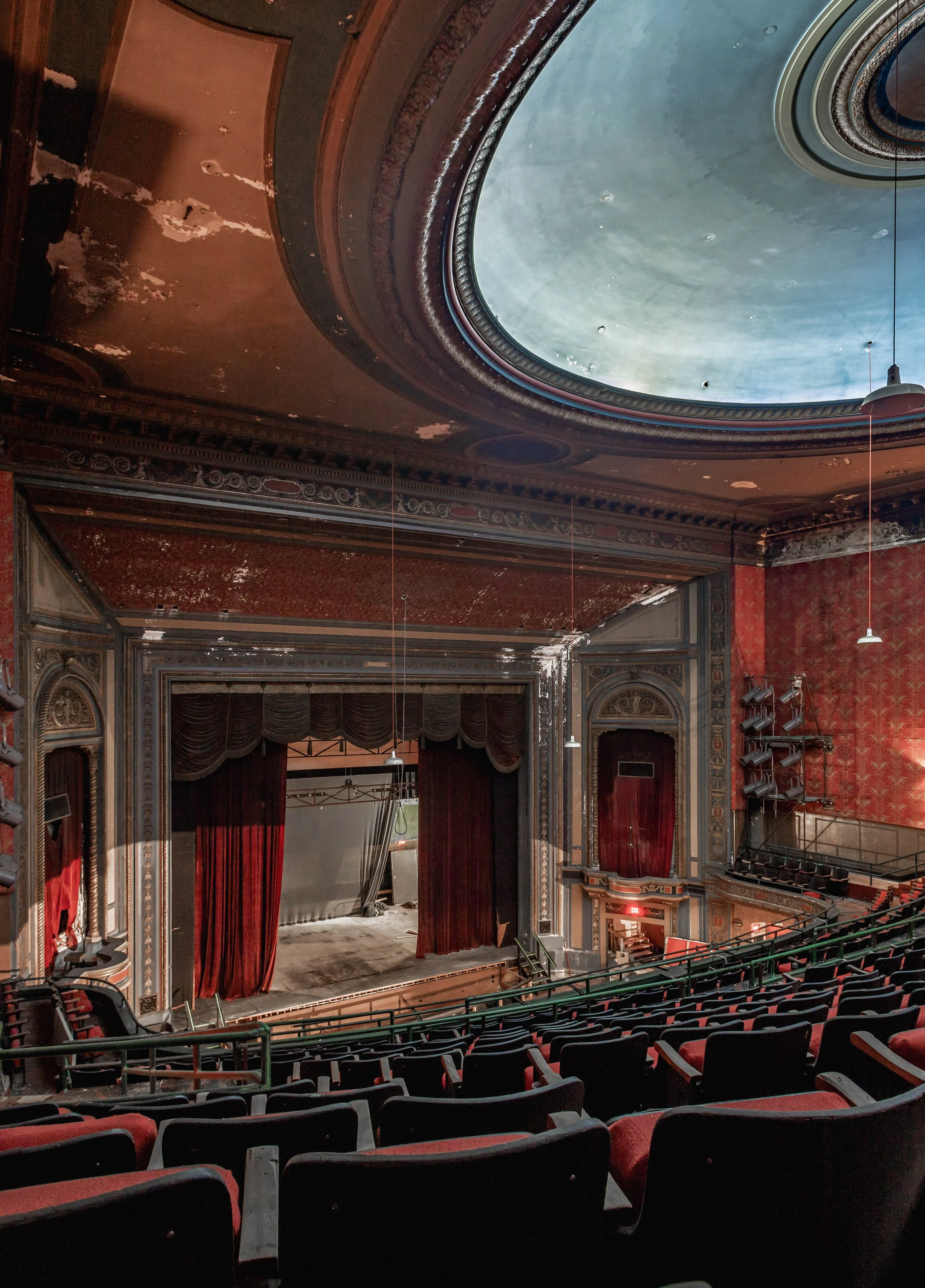 theatre  (1 of 1).jpg