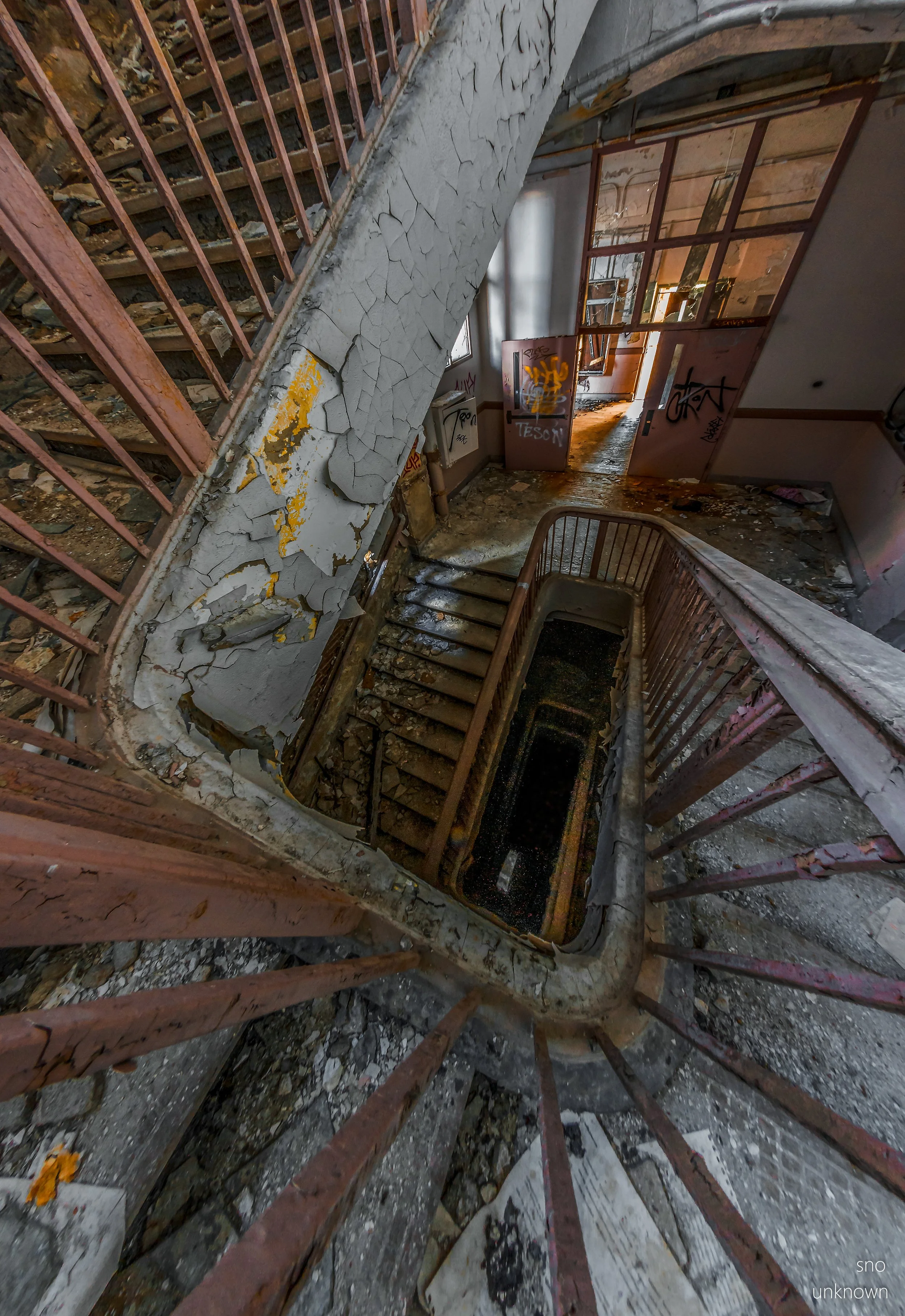 Crazy stairs1.jpg