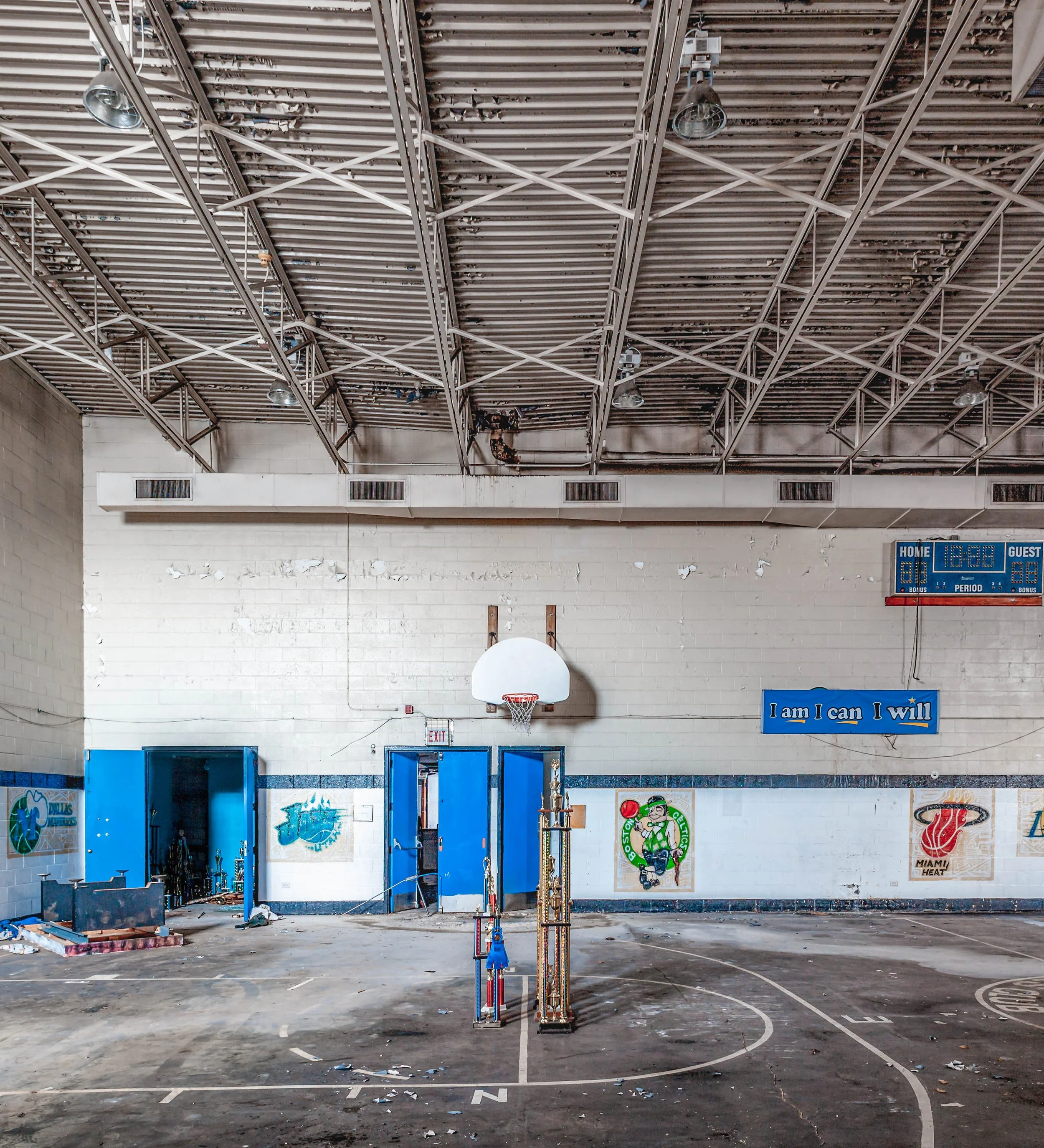 gym twins (2 of 2).jpg