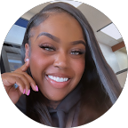 Alexis, verified customer