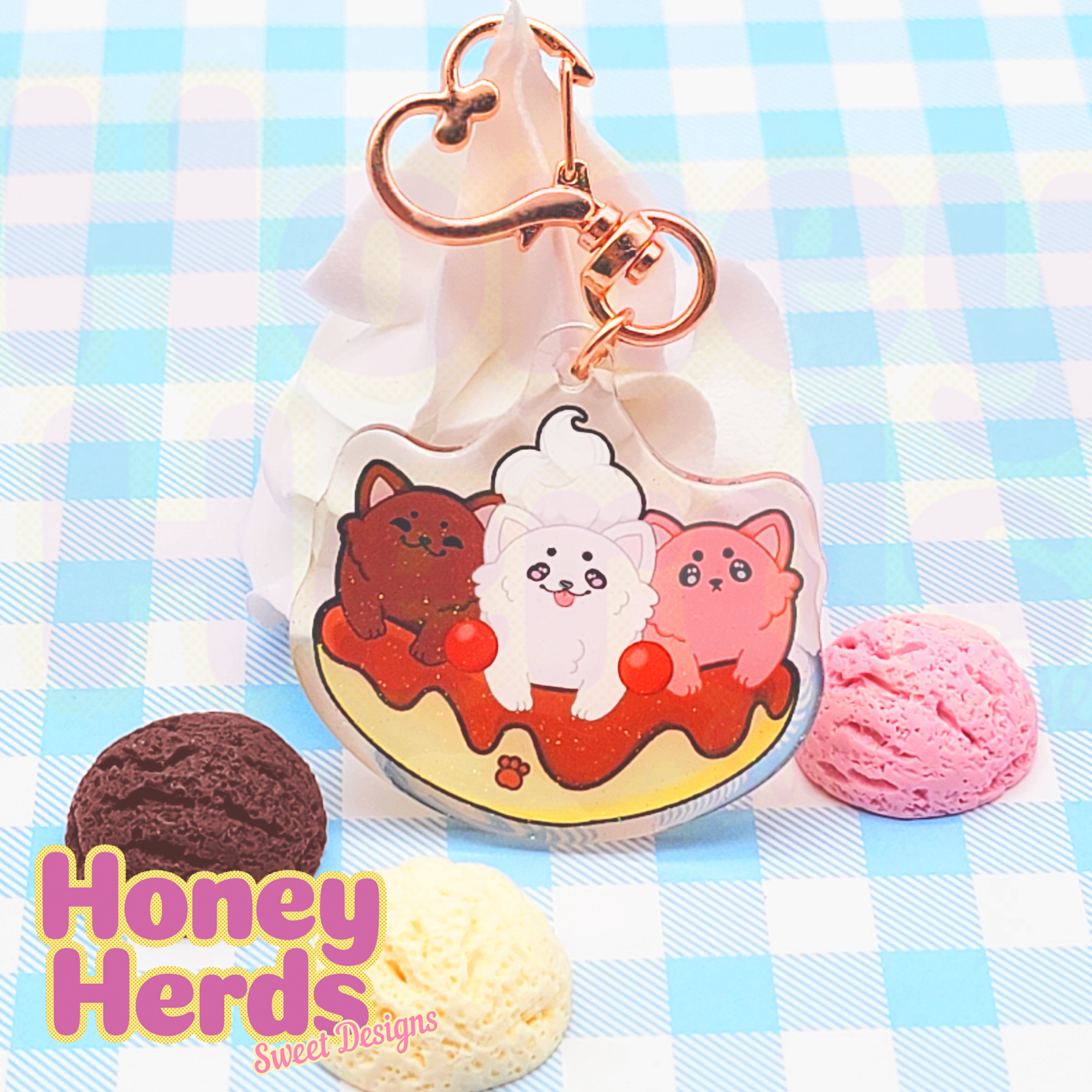 Banana Spitz Acrylic Charm