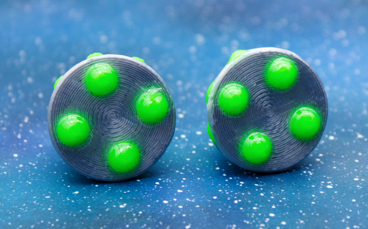ufo earrings 3.png