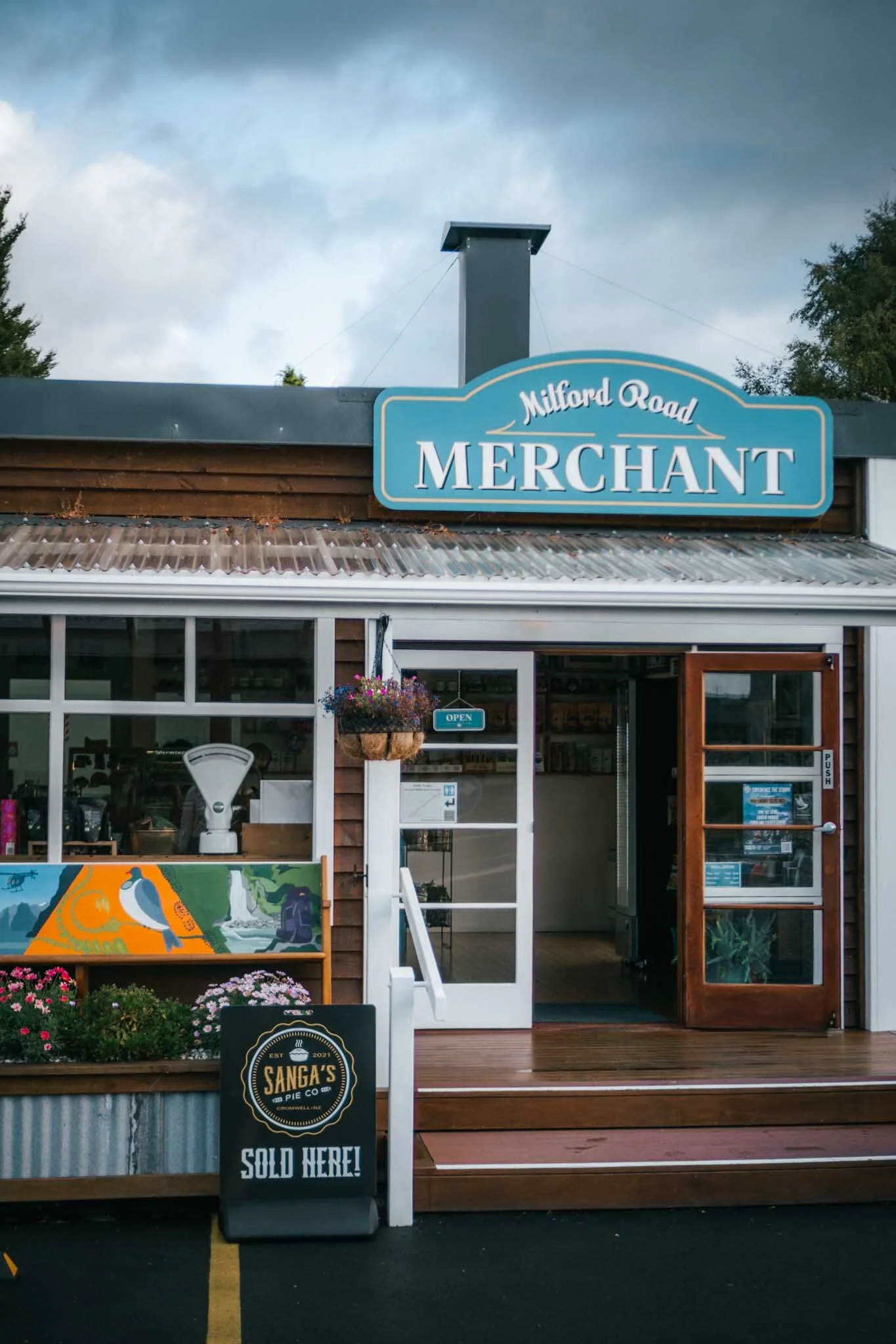 The Milford Road Merchant on the way to Milford Sound