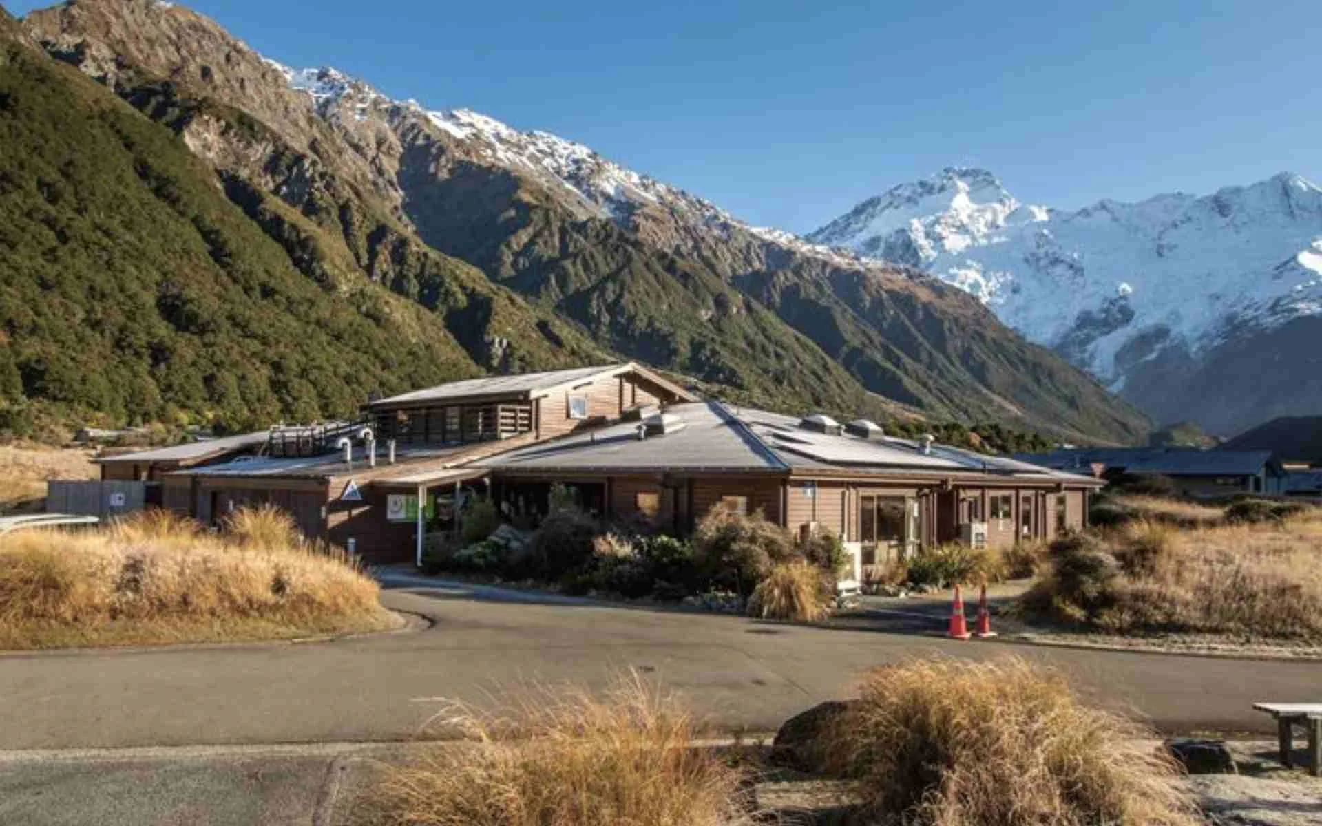 Mt Cook 8 Dreamy Places to Stay in Mt Cook Village — PETRINA DARRAH