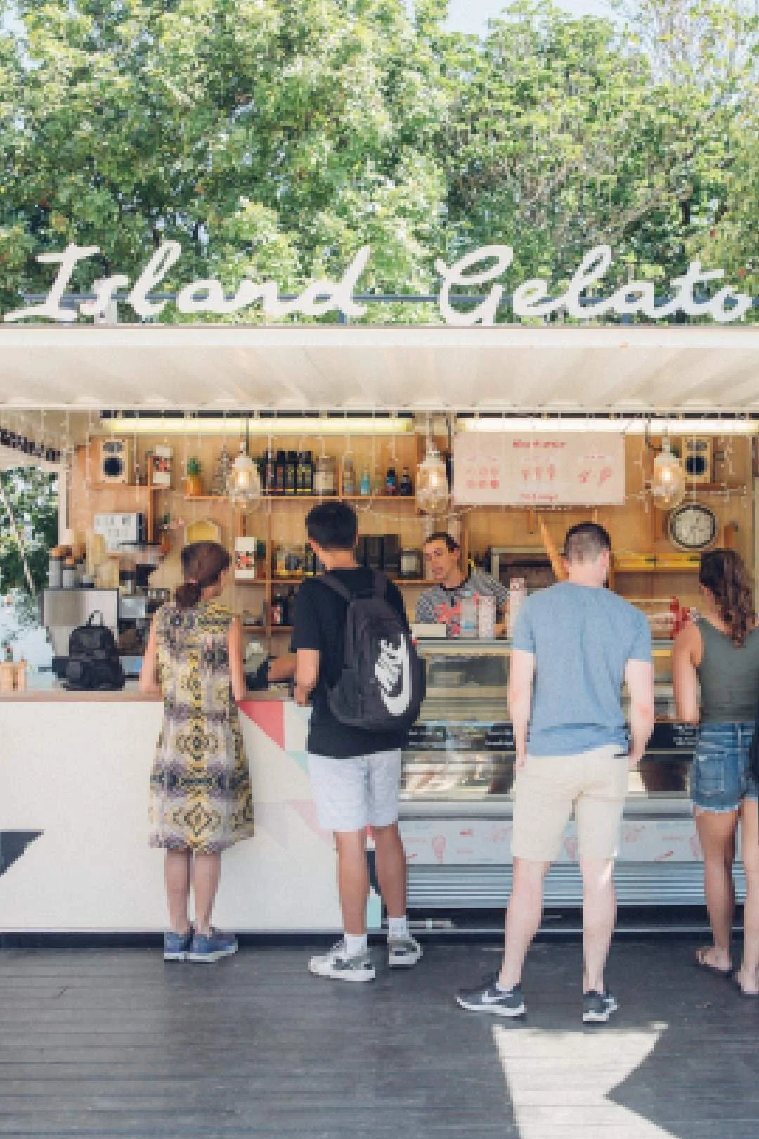 12 Awesome Things to Do on Waiheke Island (For Wine Lovers & Non