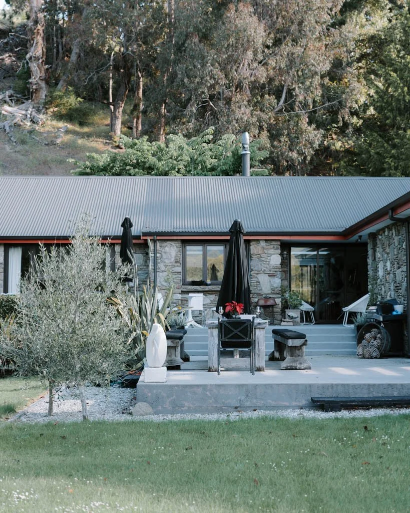 The front patio of a bed and breakfast near Wanaka