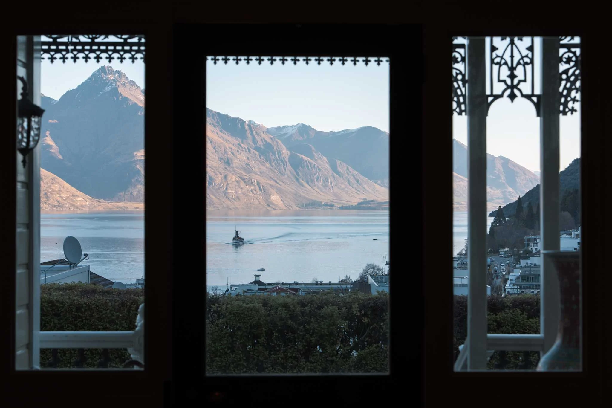 Where to stay in Queenstown (the best areas and hotels)