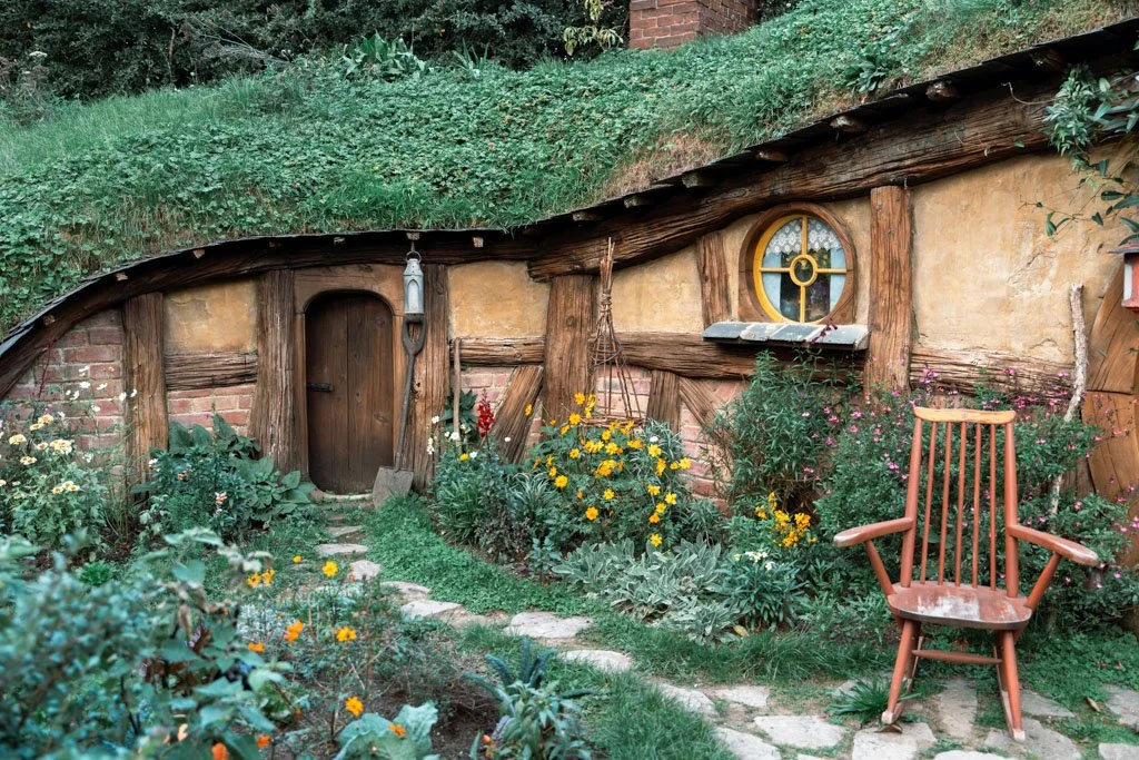 A hobbit hole at hobbiton