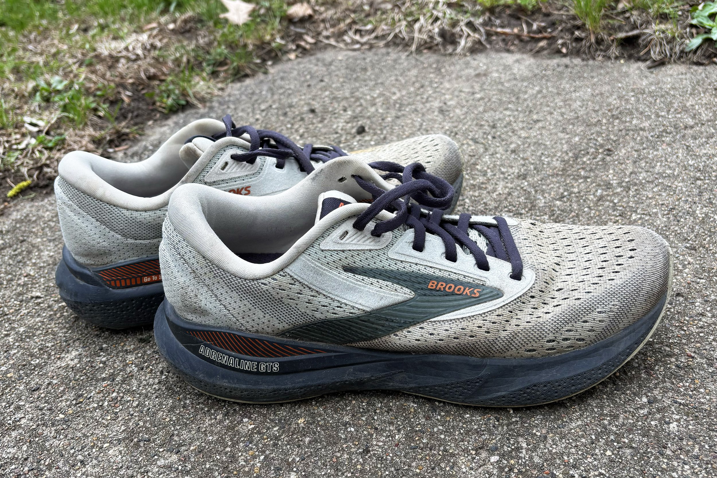 How to Buy Walking Shoes