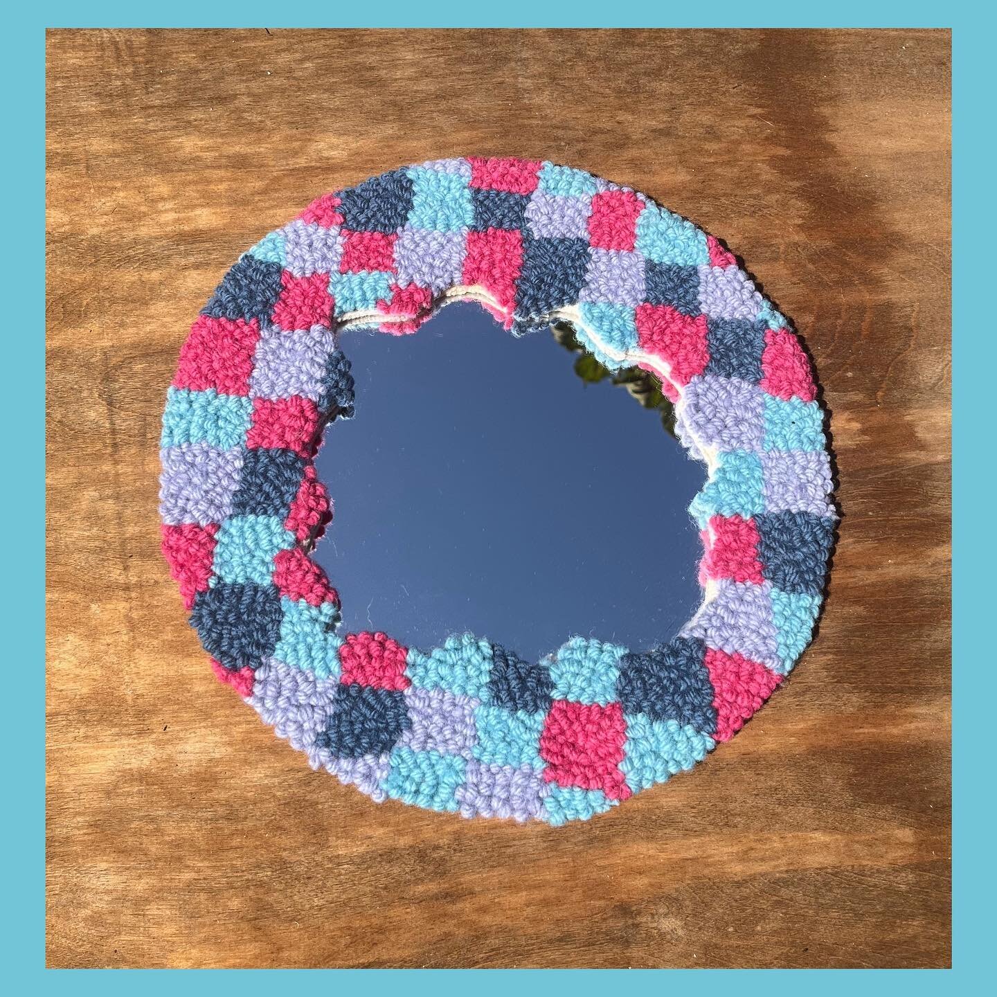 Checkered mirror frame in sweet pastels. Sold 💝

Swipe for a photo of it fresh off the frame. 

#punchneedle #punchneedlemirror #punchneedlerughooking #diy #craft #yarn #oxfordpunchneedle #storytellerwool