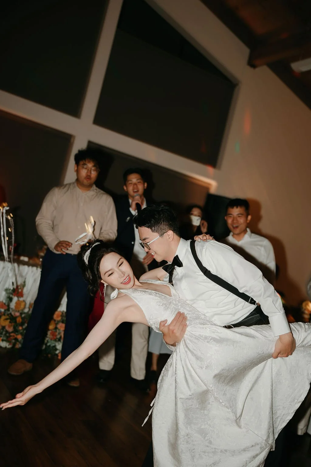 WEDDING211.jpg
