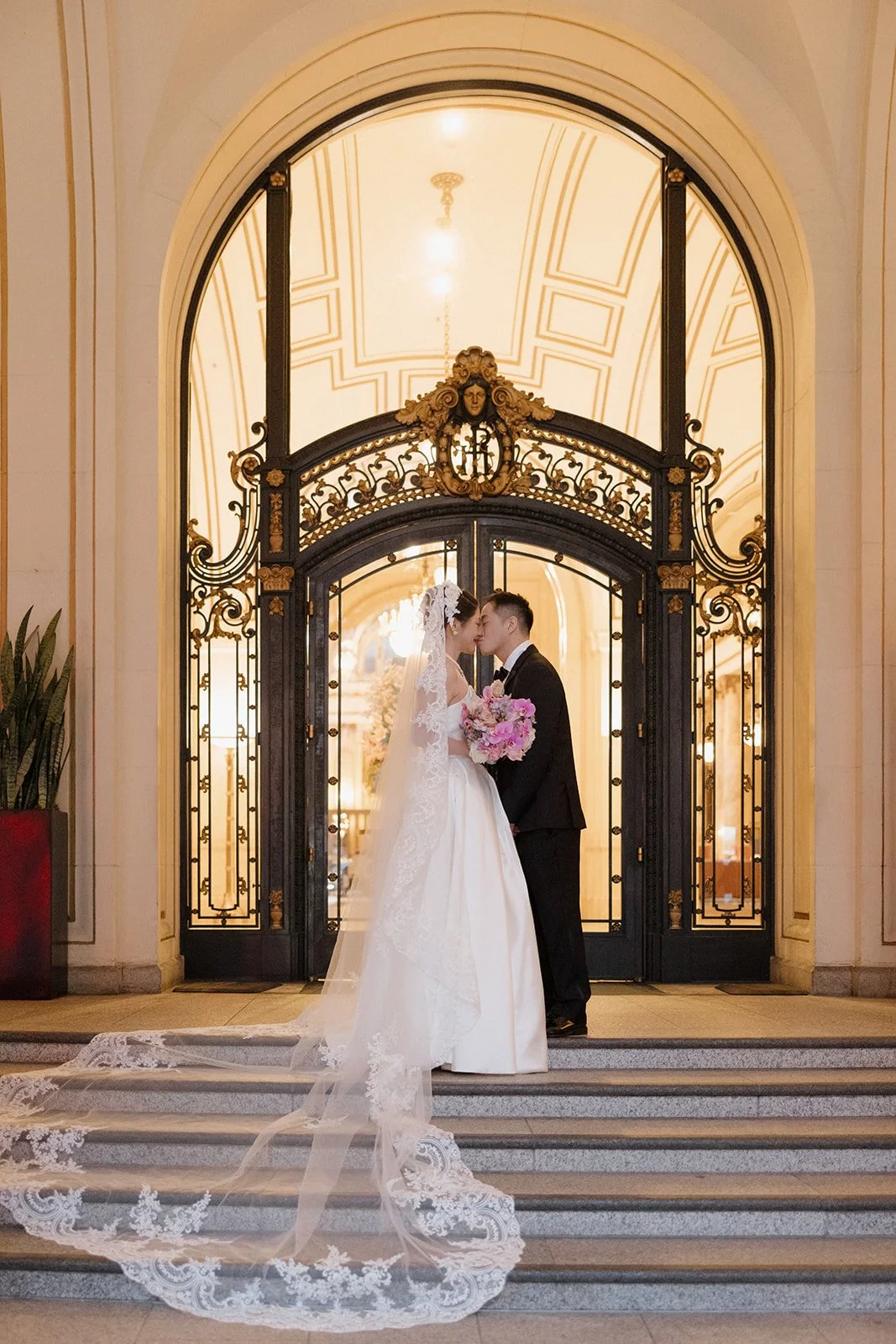 Palace_Hotel_San_Francisco_Wedding_Romantics-19.jpg