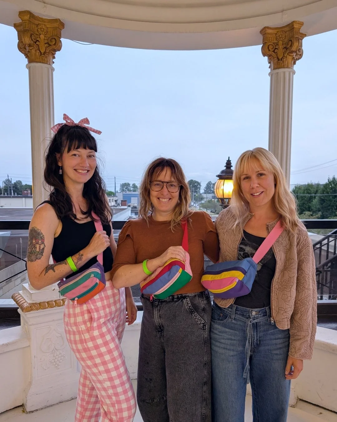Nothing brings me more JOY than seeing my creations out in the wild being used - But THIS?! Friends showing up in matching MaddlesMade bags unplanned - thats JOY x1000000.