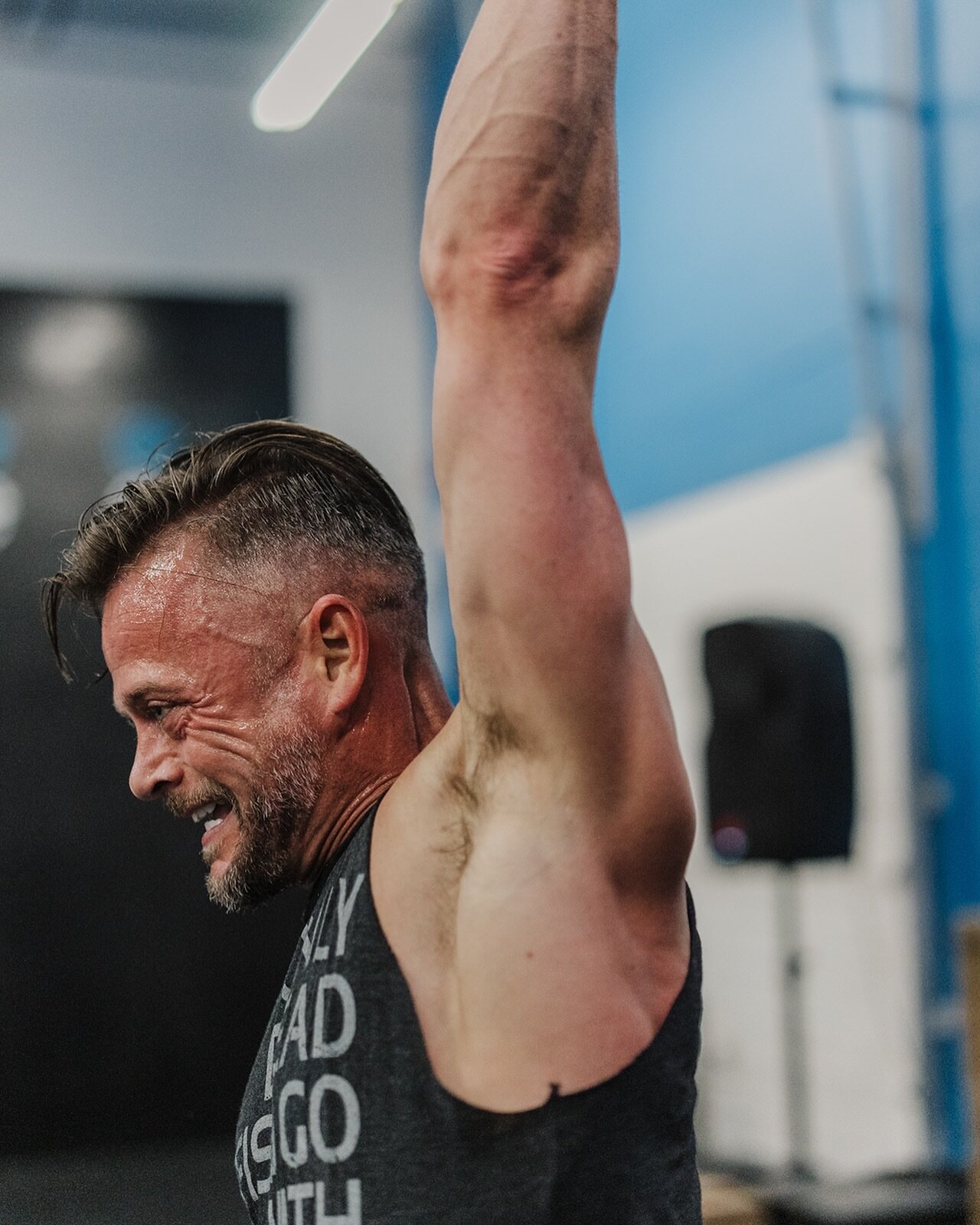 Day 2 is a wrap! 

Folks finished off the evening with a doozy. 

For time: 

20 shuttle runs 
40 chest 2 bar pullups
40 alt db snatch 70/50
20 shuttle runs
30 c2b pull-ups 
30 alt db snatch 
20 shuttle runs 
20 c2b pull-ups 
20 alt db snatch 

Top S