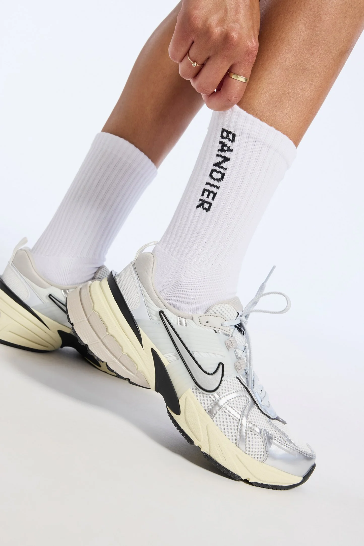 BND10283-WHITE_BLACK- 3_1.jpg