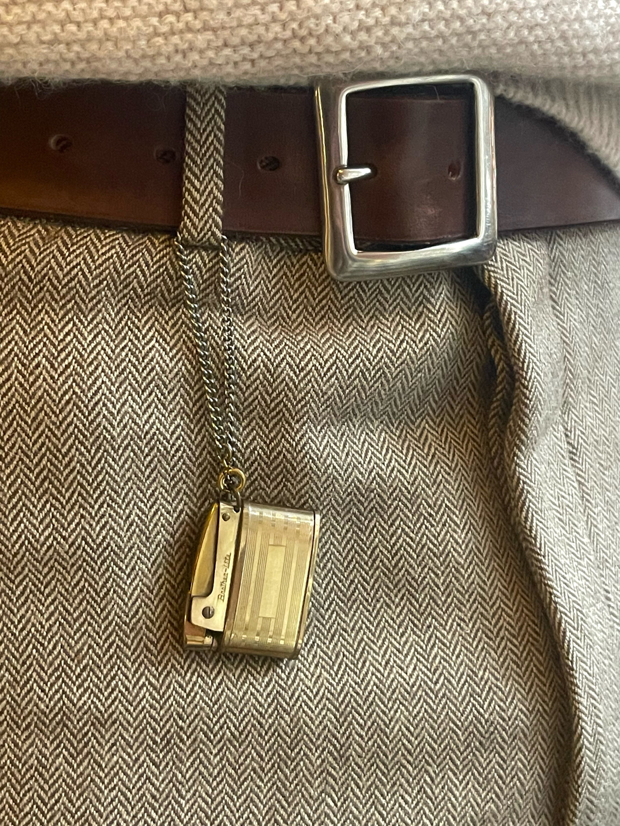 BRASS MCM CHAIN LIGHTER