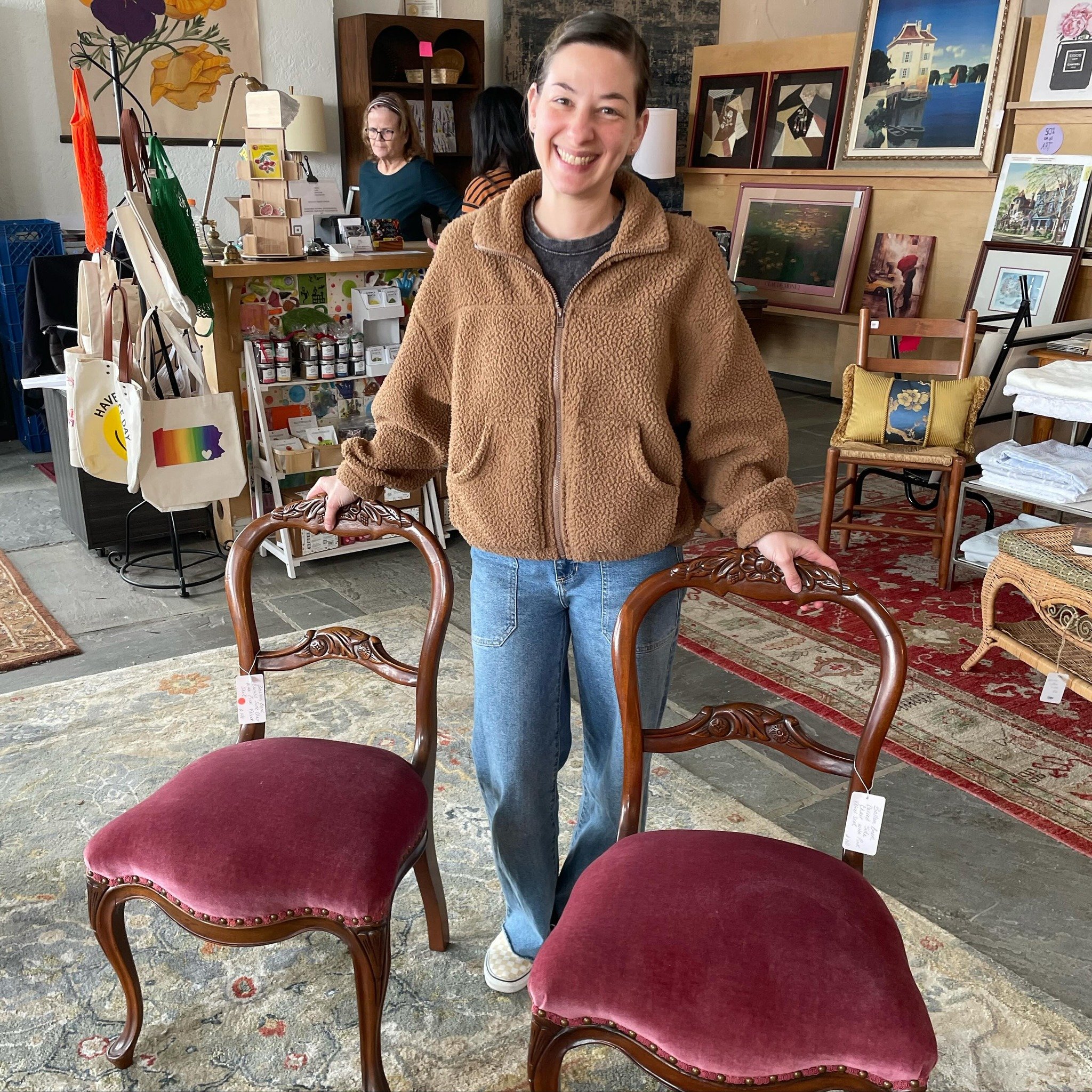 These beauties found a home! 

#shopvintage #shoplocal #lansdalepa #vintagestyle #vintafedecor #buyused #supportlocal