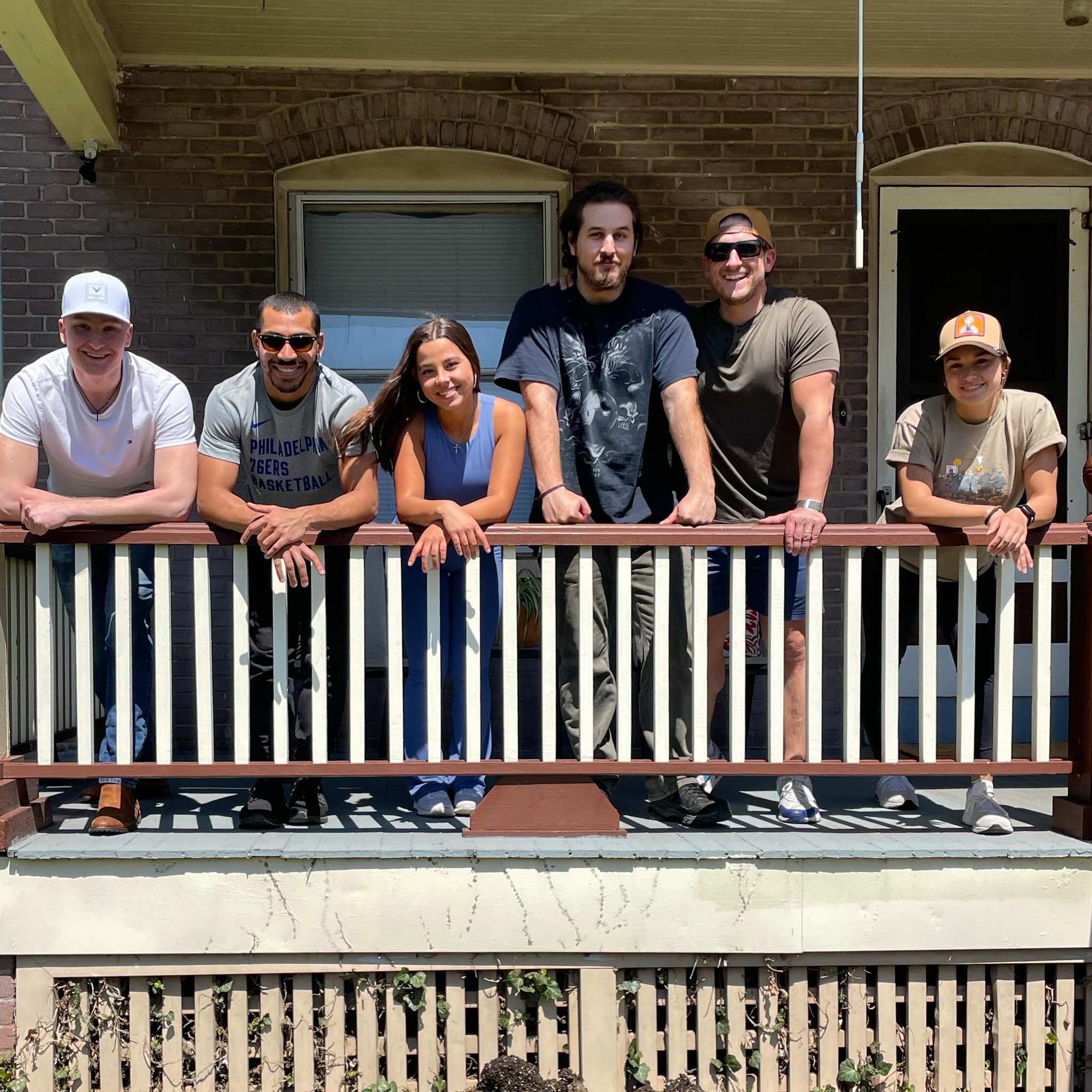 Thanks to this hard working group - the first install of 2024 is in the books! 

#volunteer #causes #donate #change #nonprofit #dogood #socialgood #donatedontdump #helponeanother #dogoodfeelgood #love #giveback #instagood #donations