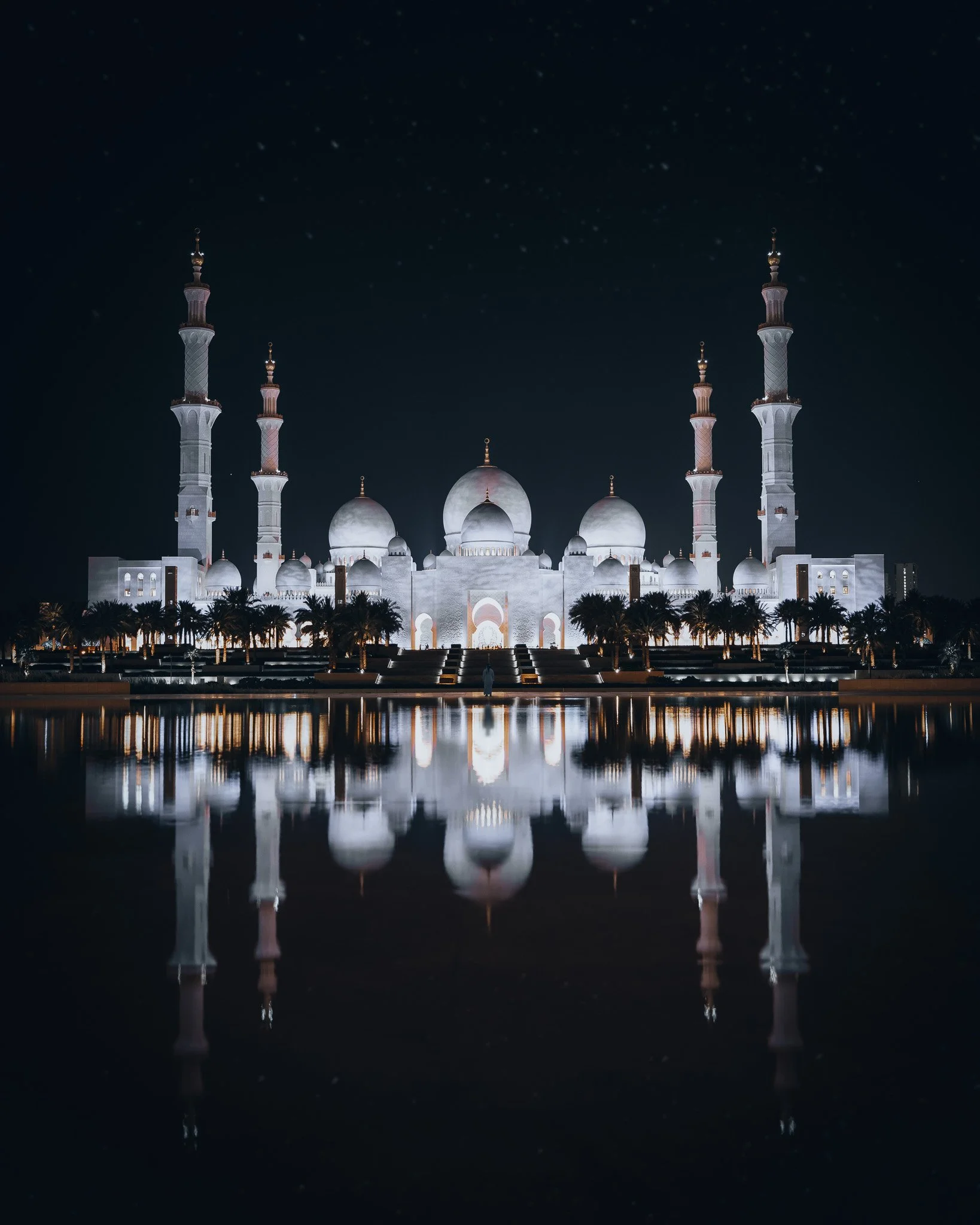 Grand Mosque Wide.jpg