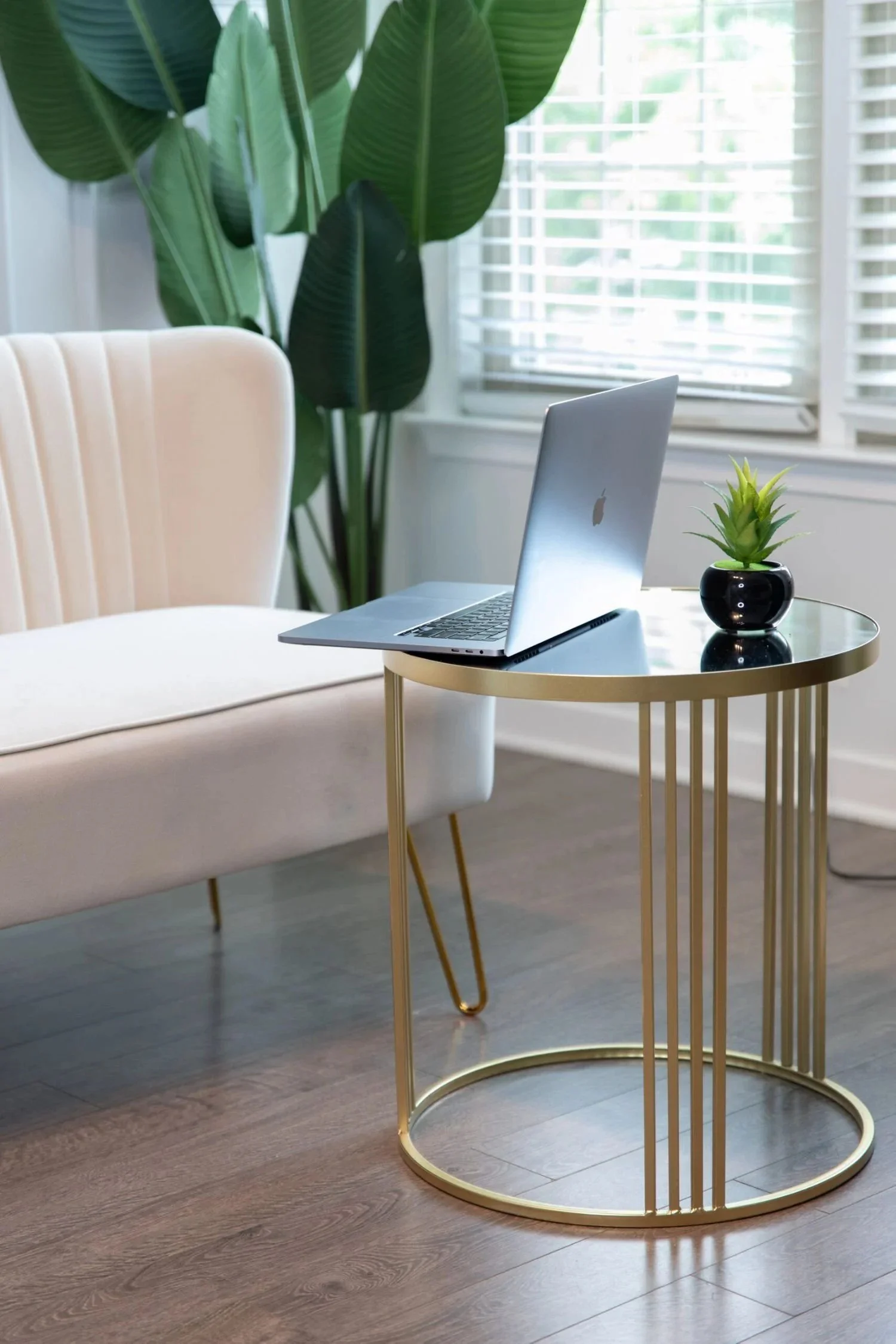 5 Steps to Creating a Home Page That Captures Client Attention