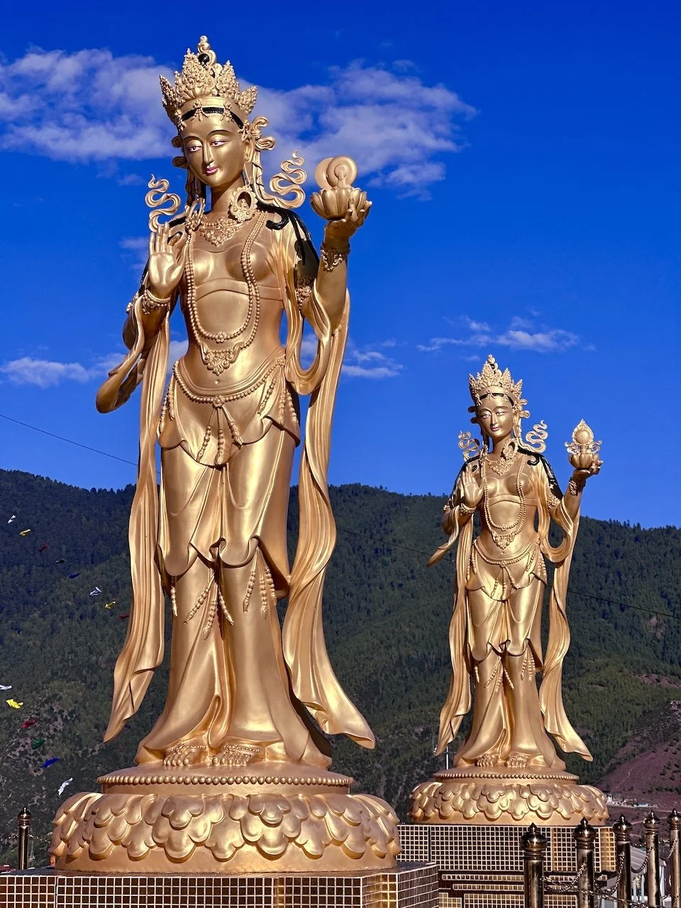 Enormous bronze statues above Thimphu