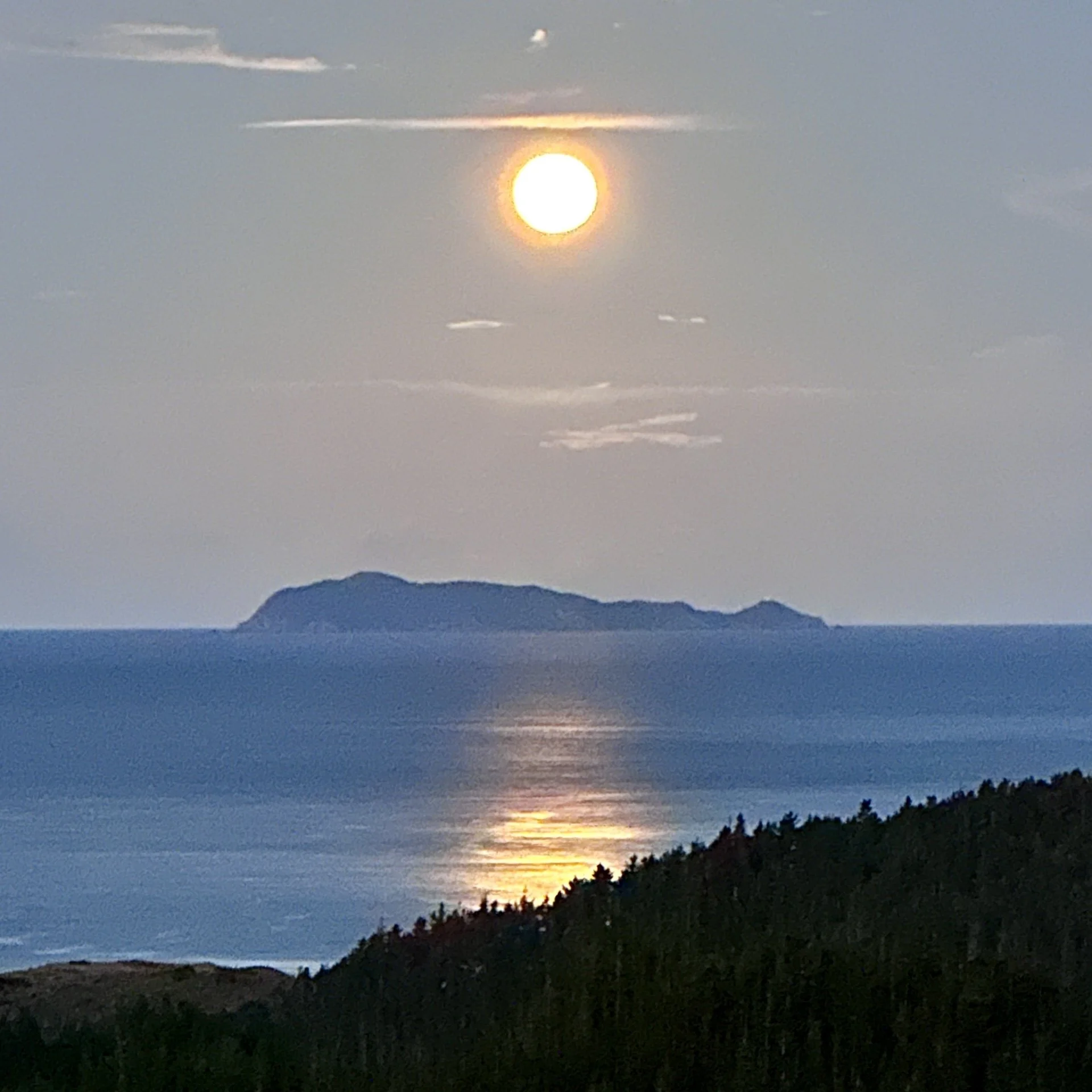 Full Moon rising over Cuvier Island, Coromandel Peninsula