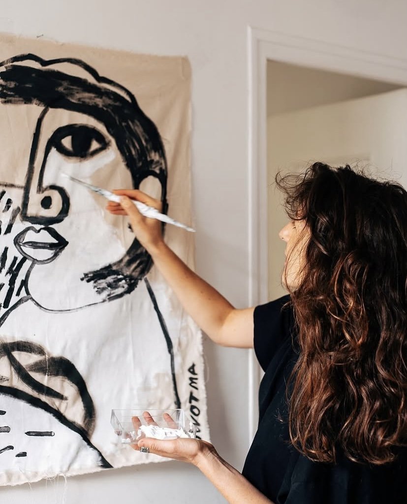 Born in Bordeaux in 1988, Twotma is a French illustrator working with black China ink on white paper. Her style is recognisable for its bold, minimal and naïve brush stroke, inspired by everyday life —ordinary scenes, objects, animals, film or...