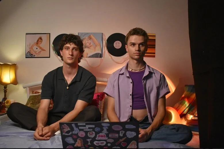 🎬 Throwing it back to fun times on the set of &lsquo;sex ed ft. Sabrina Carpenter&rsquo;💋 (No, she&rsquo;s not involved &ndash; her flight to Adelaide got delayed, ugh 😩)

🌈See our poster in the last slide! (designed by @liamdsilva23) Coming to a