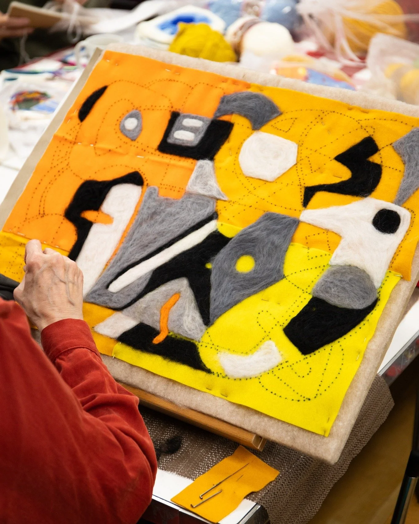 Even when Christmas is near, the Freedom to Make artists gather before the holidays with some tea, some biscuits and most importantly, CRAFT 🪢

Engaging in their independent projects, today encouraged the act of slowing down. In the flurry of holida