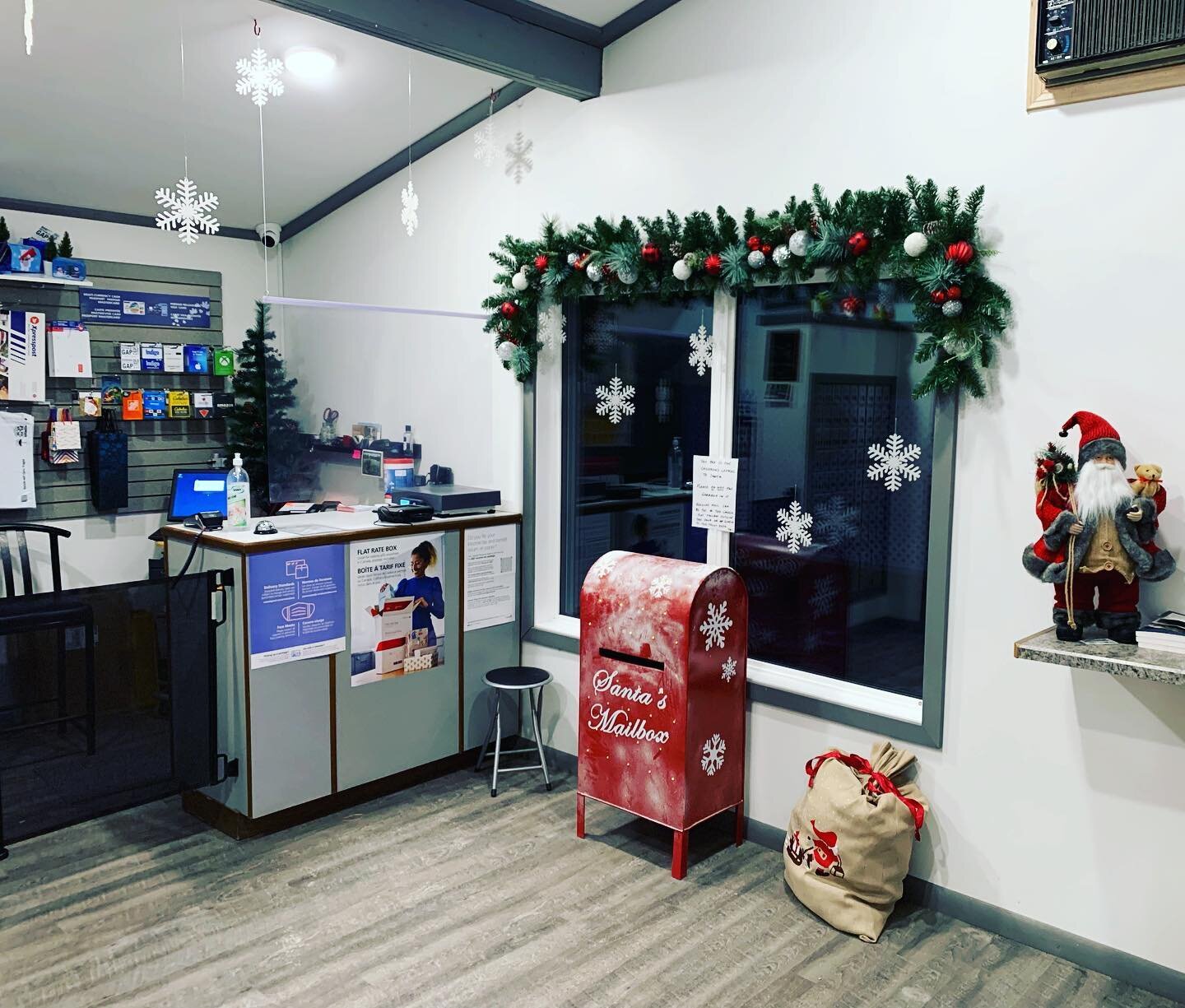 Some updated photos of the shop and mail looking Christmassy!!! FUN ANNOUNCEMENT 📢 We also now sell lotteries!!! We also have lots of great last minute gift ideas and stocking stuffers (scratch tickets!) 🎄 🎅 🎁