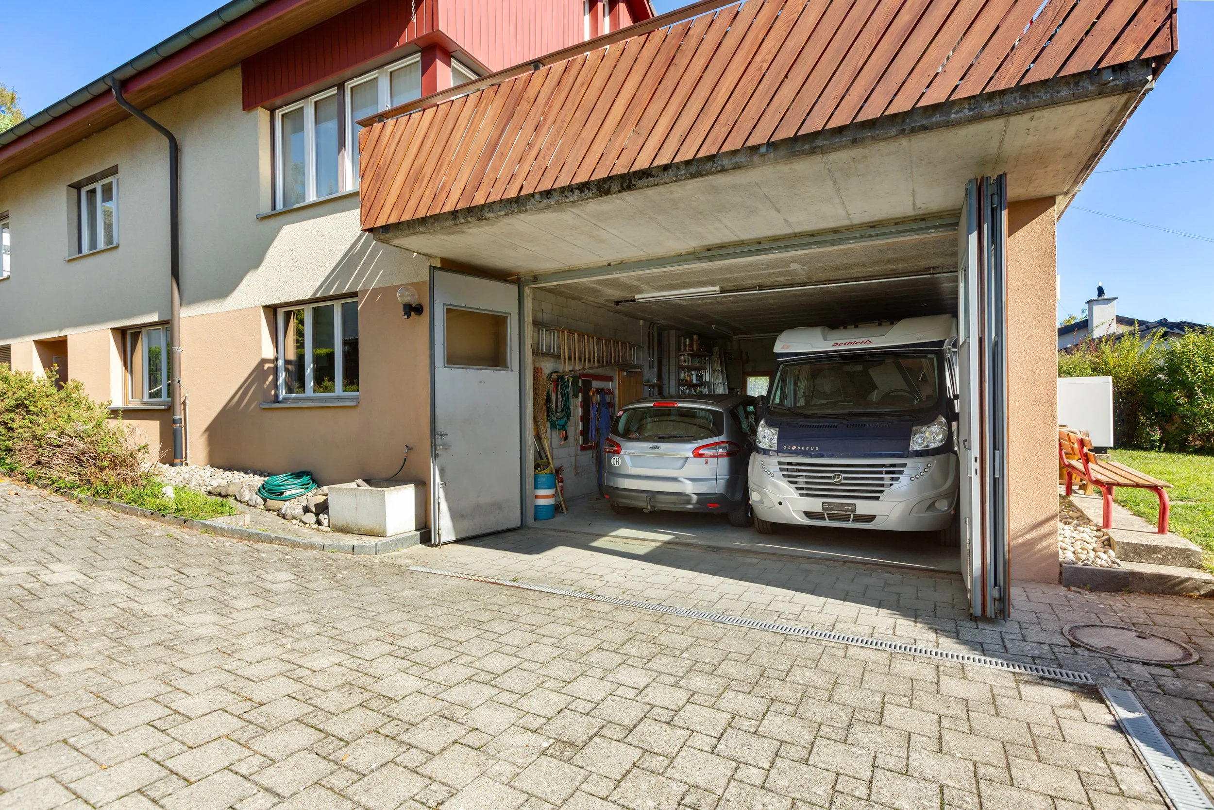 3 Meter hohe Garage