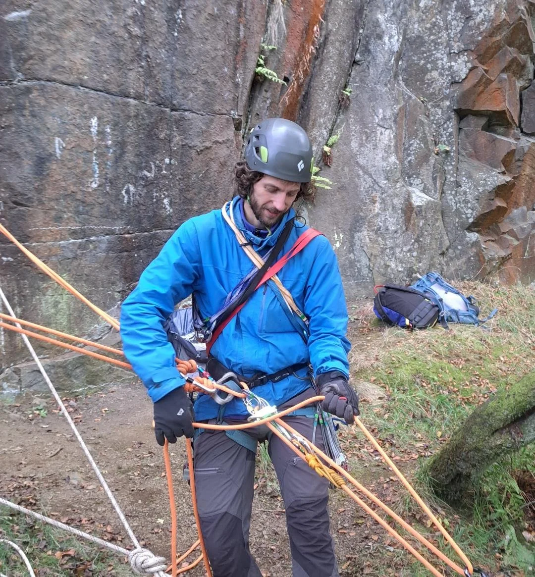 Improvised Rescue for Climbers