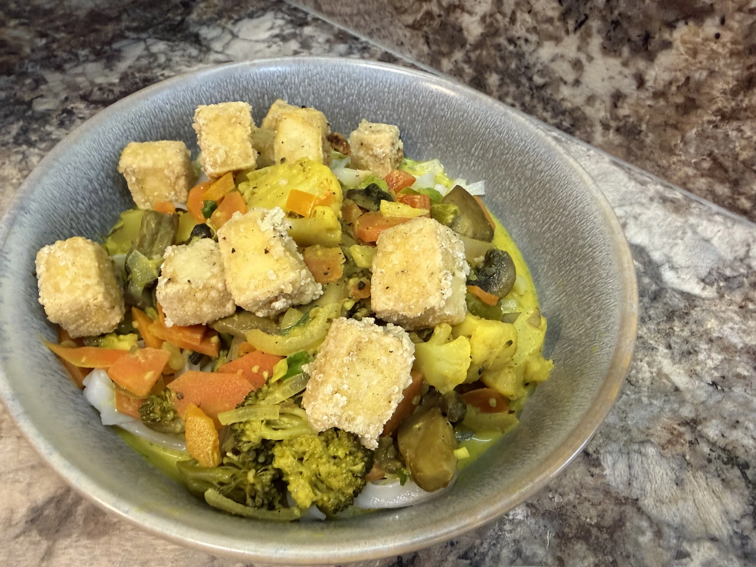 Yellow Curry Soup with Tofu, one serving