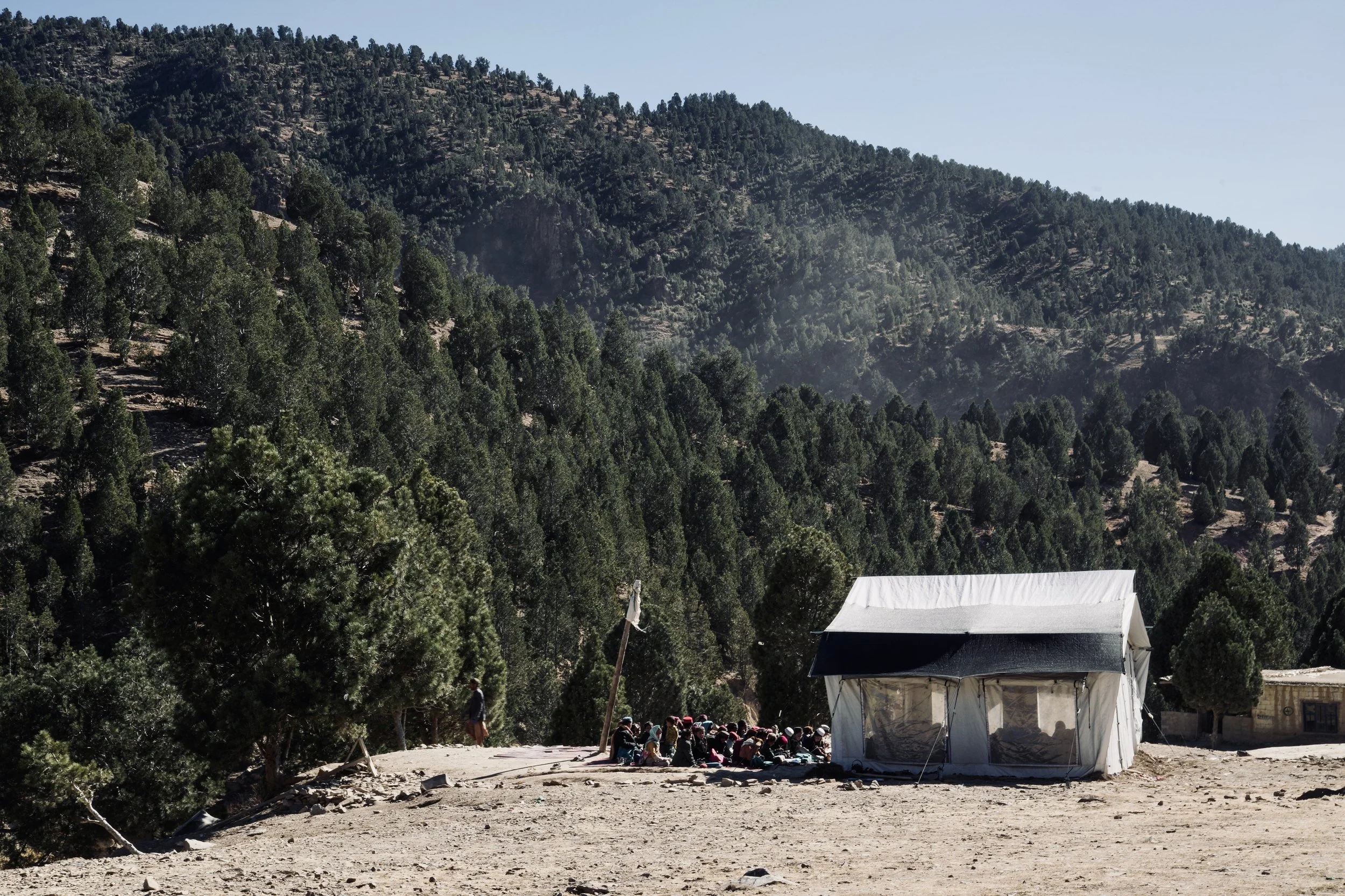 22100 Afghanistan Spera Eartquake relief CBE center_-24 2.jpg