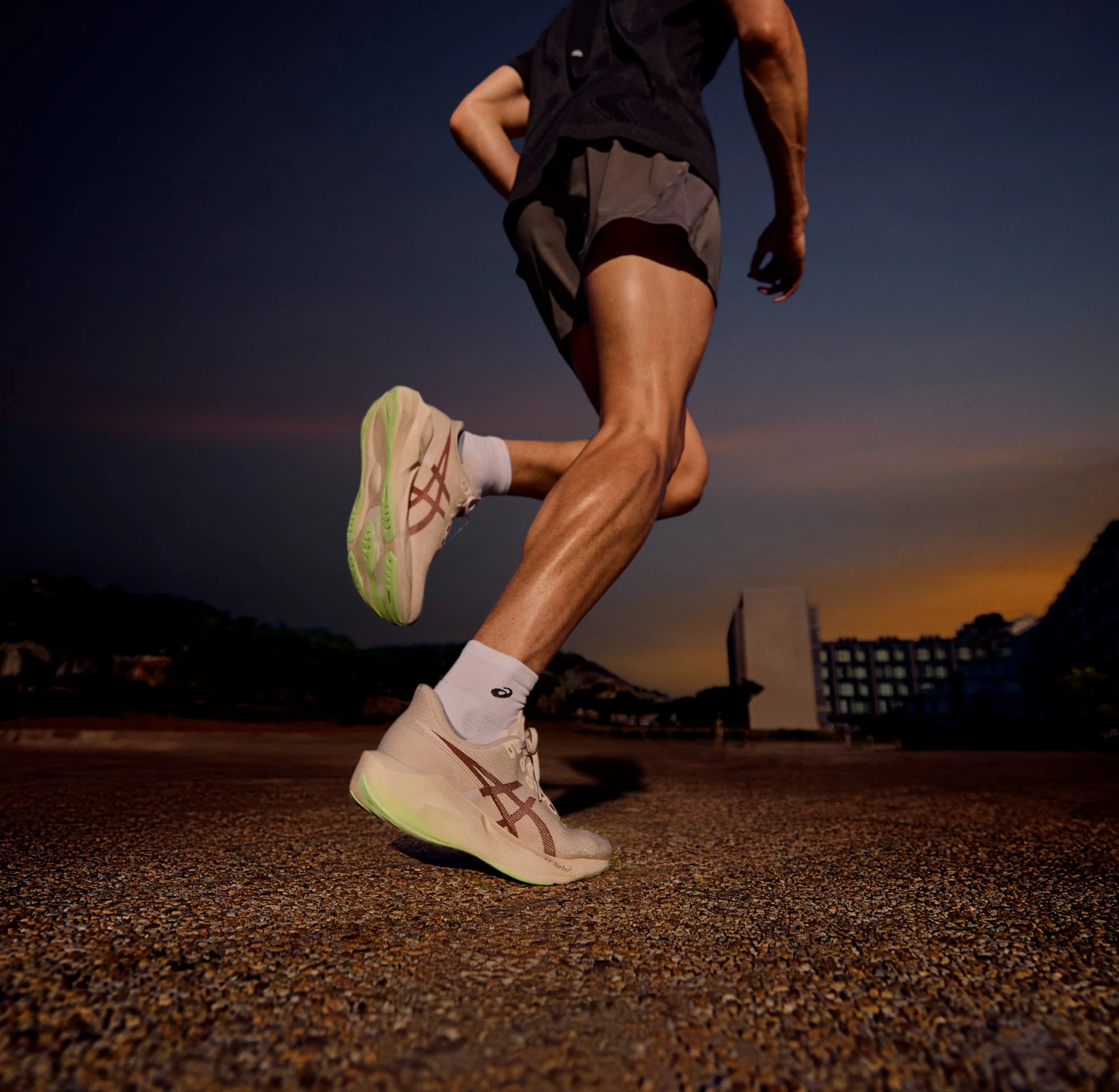 ASICS Novablast 6 & Kayano 33 Demo