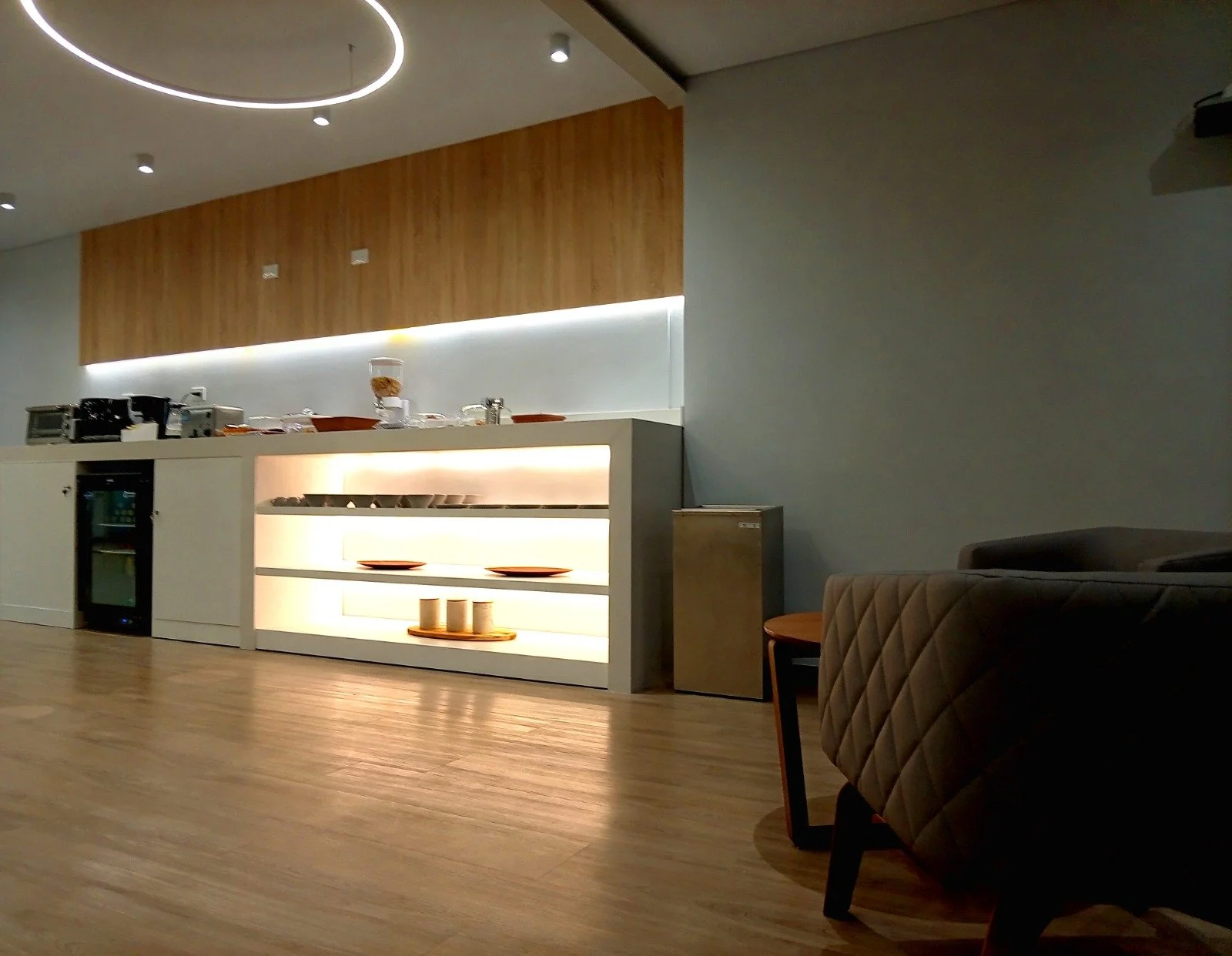 Diseño arquitectonico y adecuacion sala VIP 5.jpg